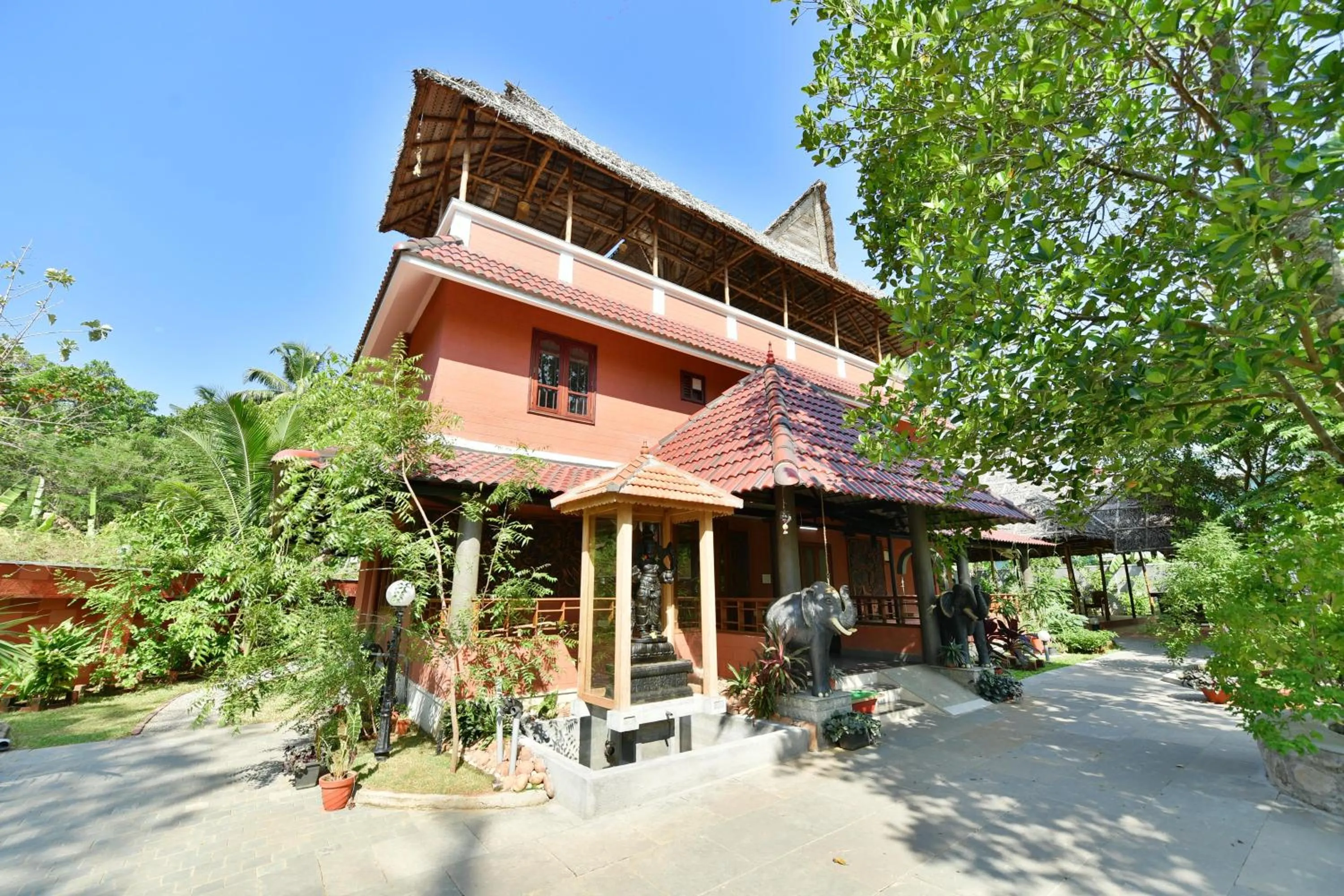 Spa and wellness centre/facilities in B'Canti Boutique Beach Resort