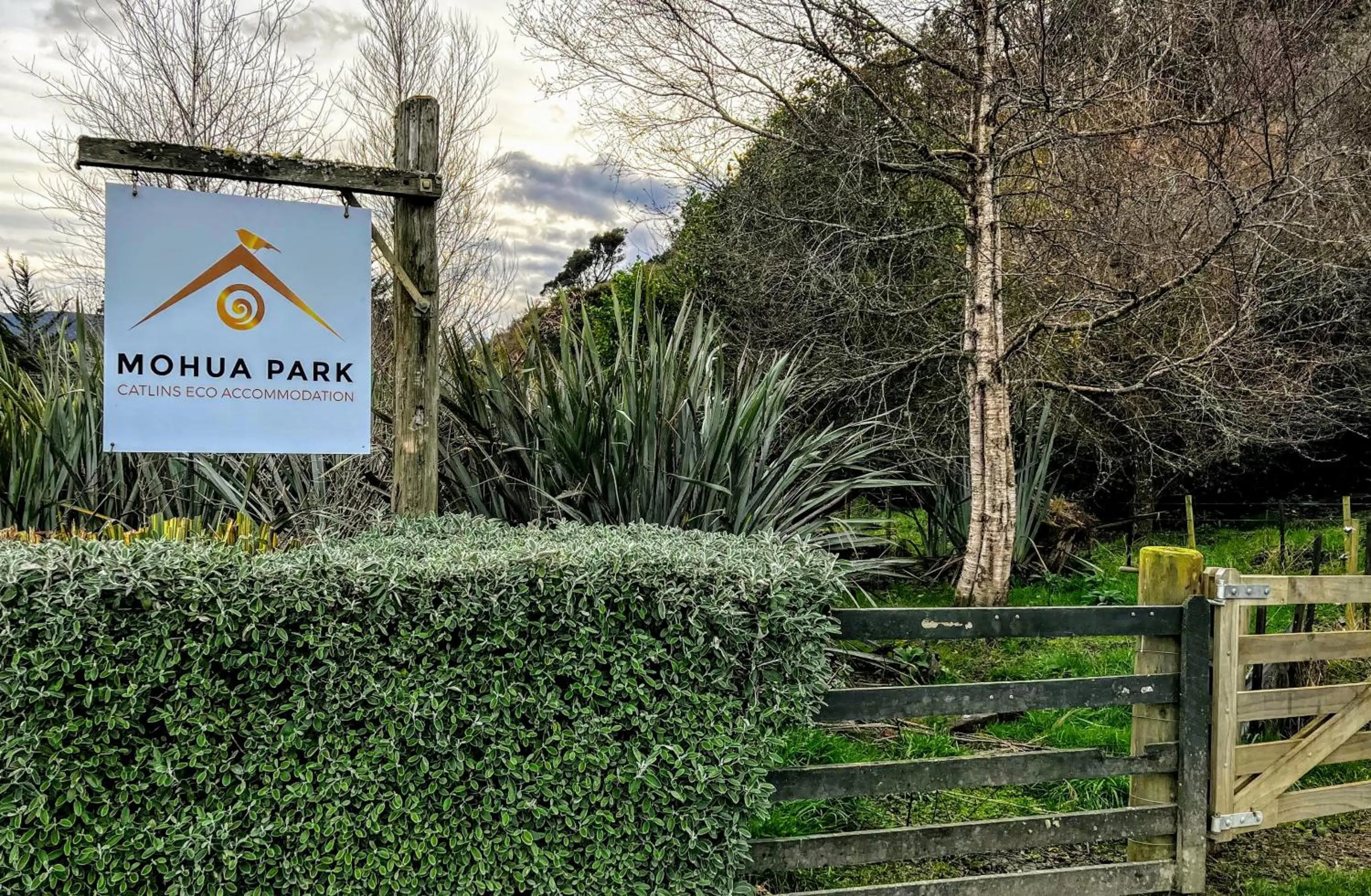 Facade/entrance in Mohua Park - Catlins Eco Accommodation