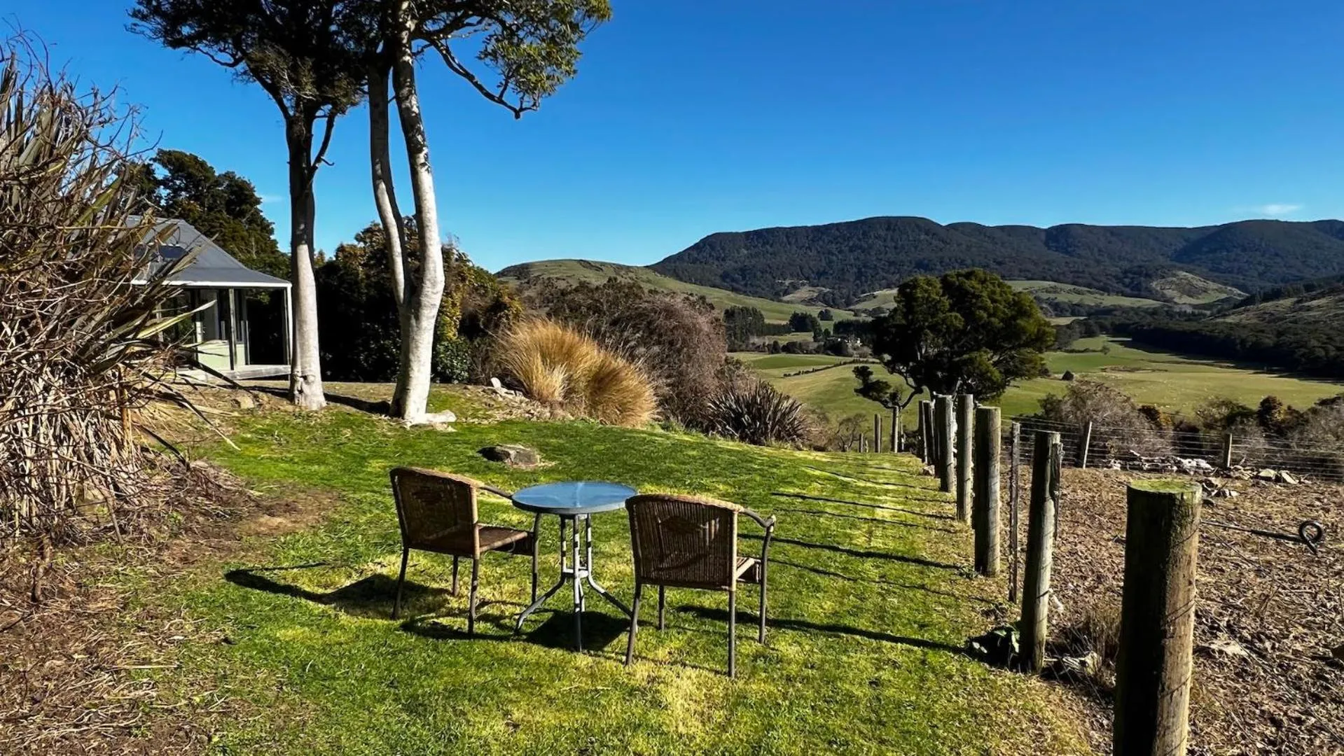 Natural landscape in Mohua Park - Catlins Eco Accommodation
