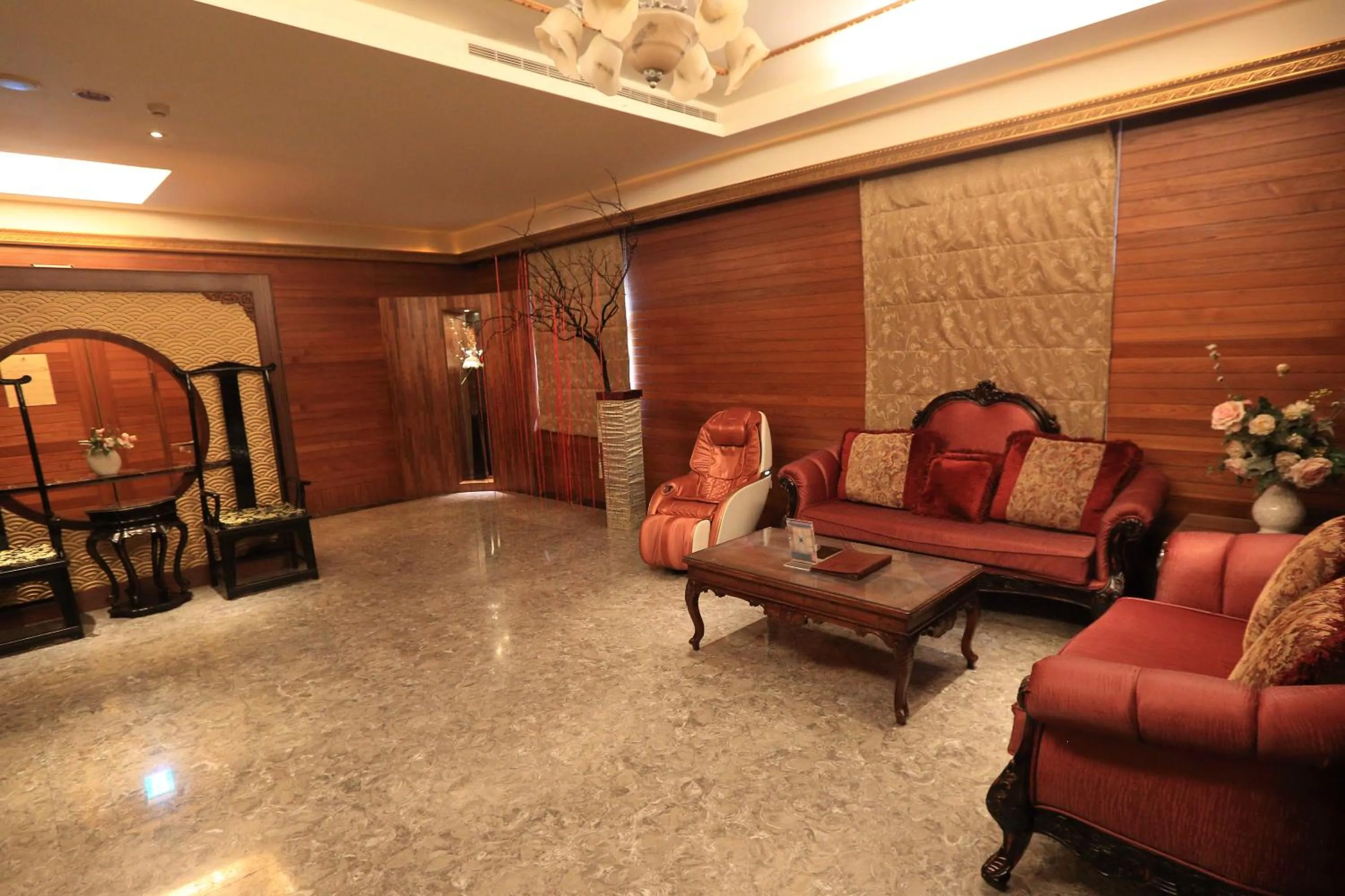 Living room in Moon Area Motel