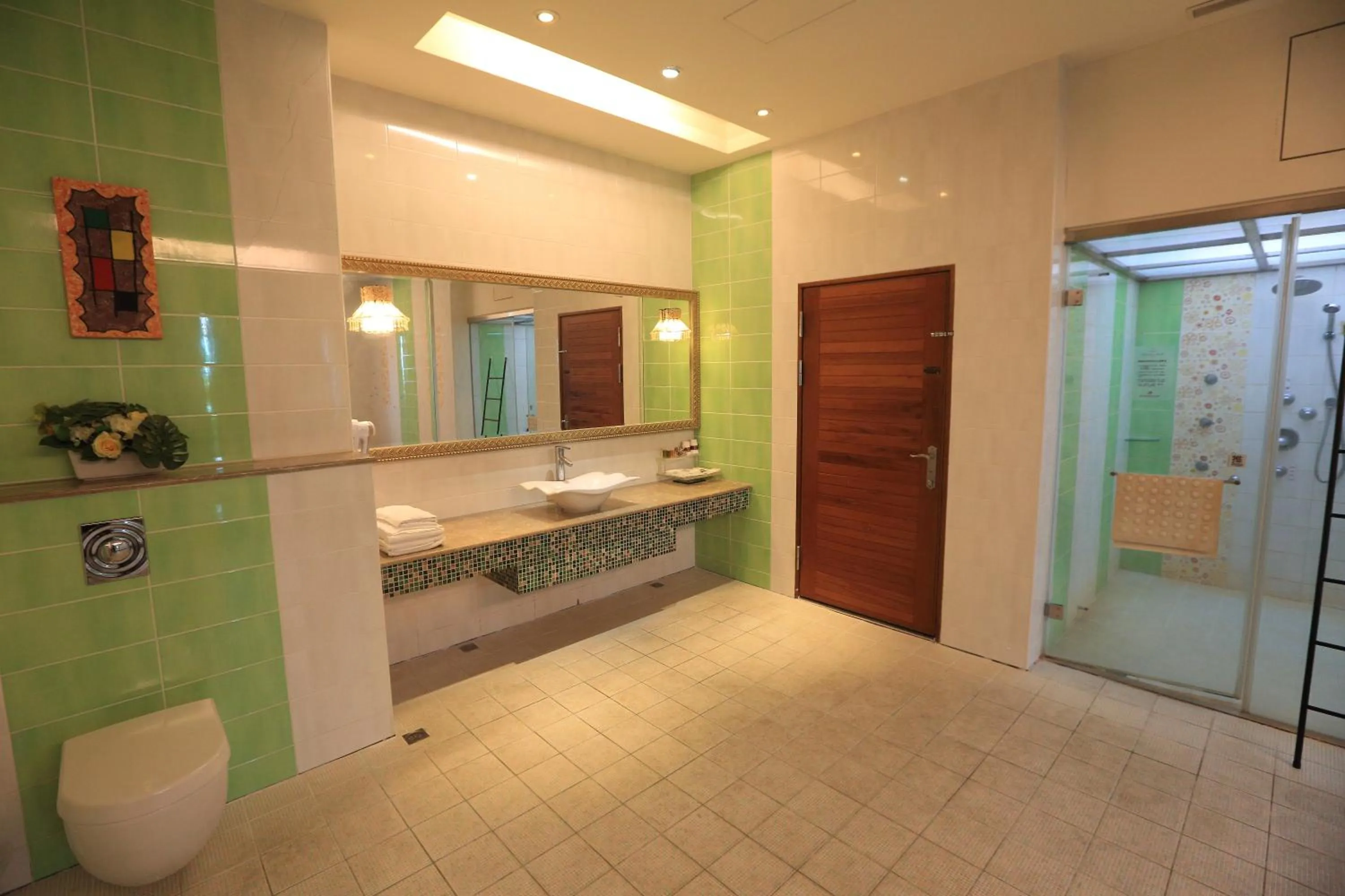 Bathroom in Moon Area Motel