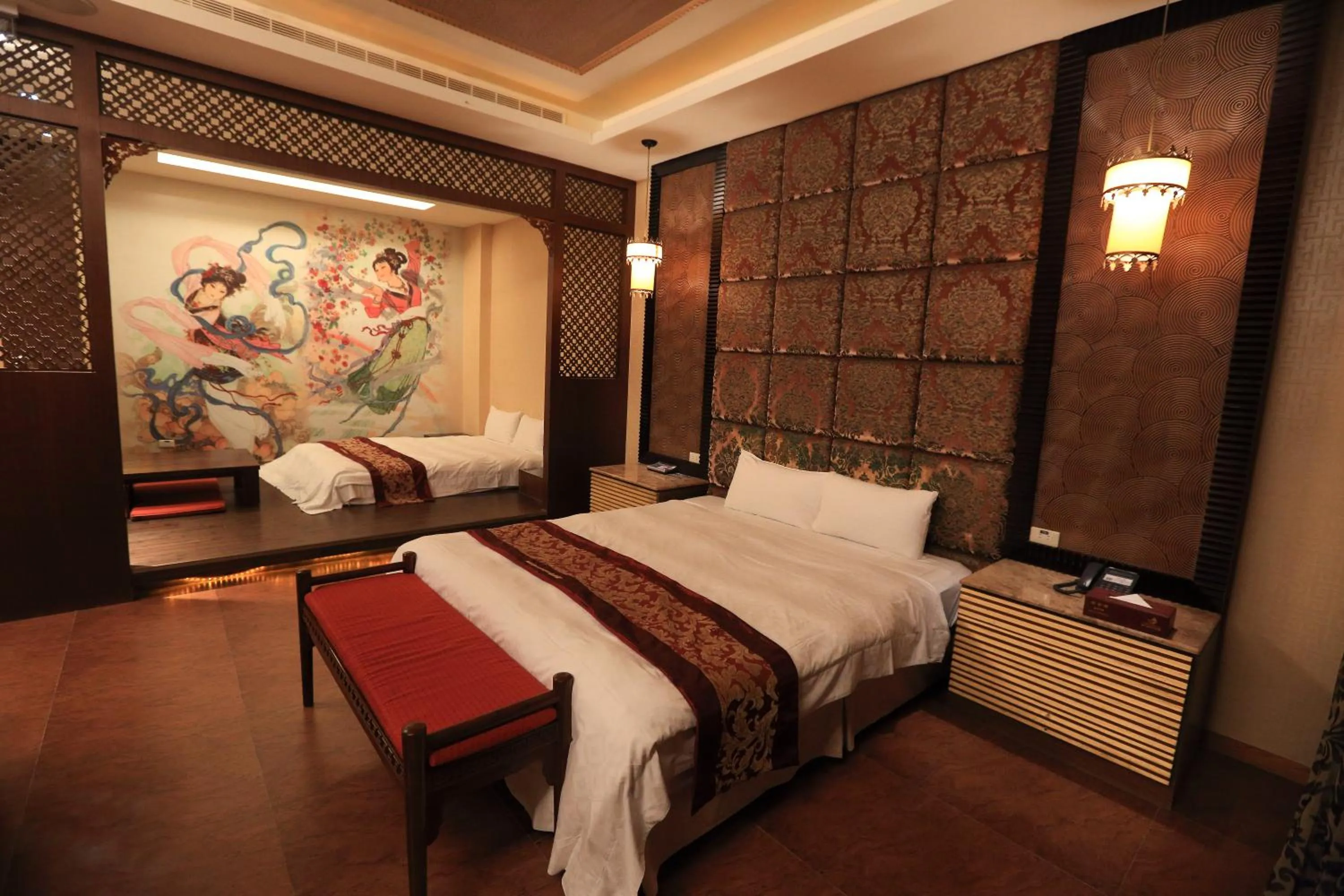 Bed in Moon Area Motel