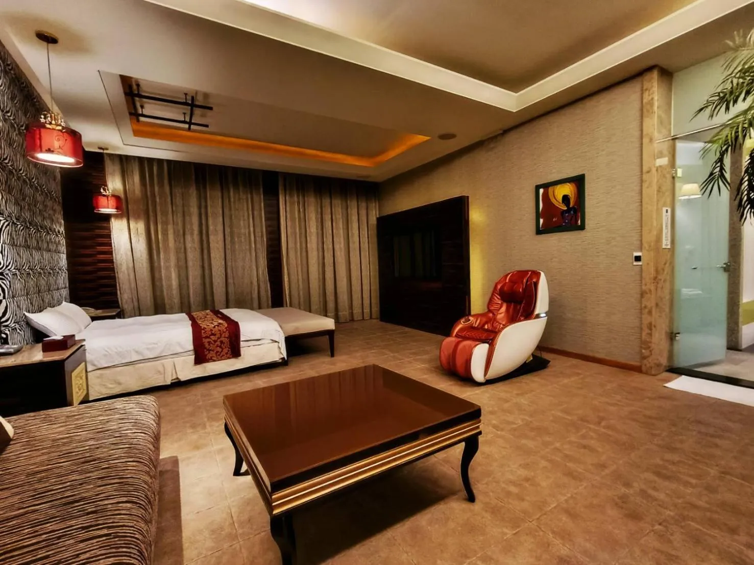 Bed in Moon Area Motel