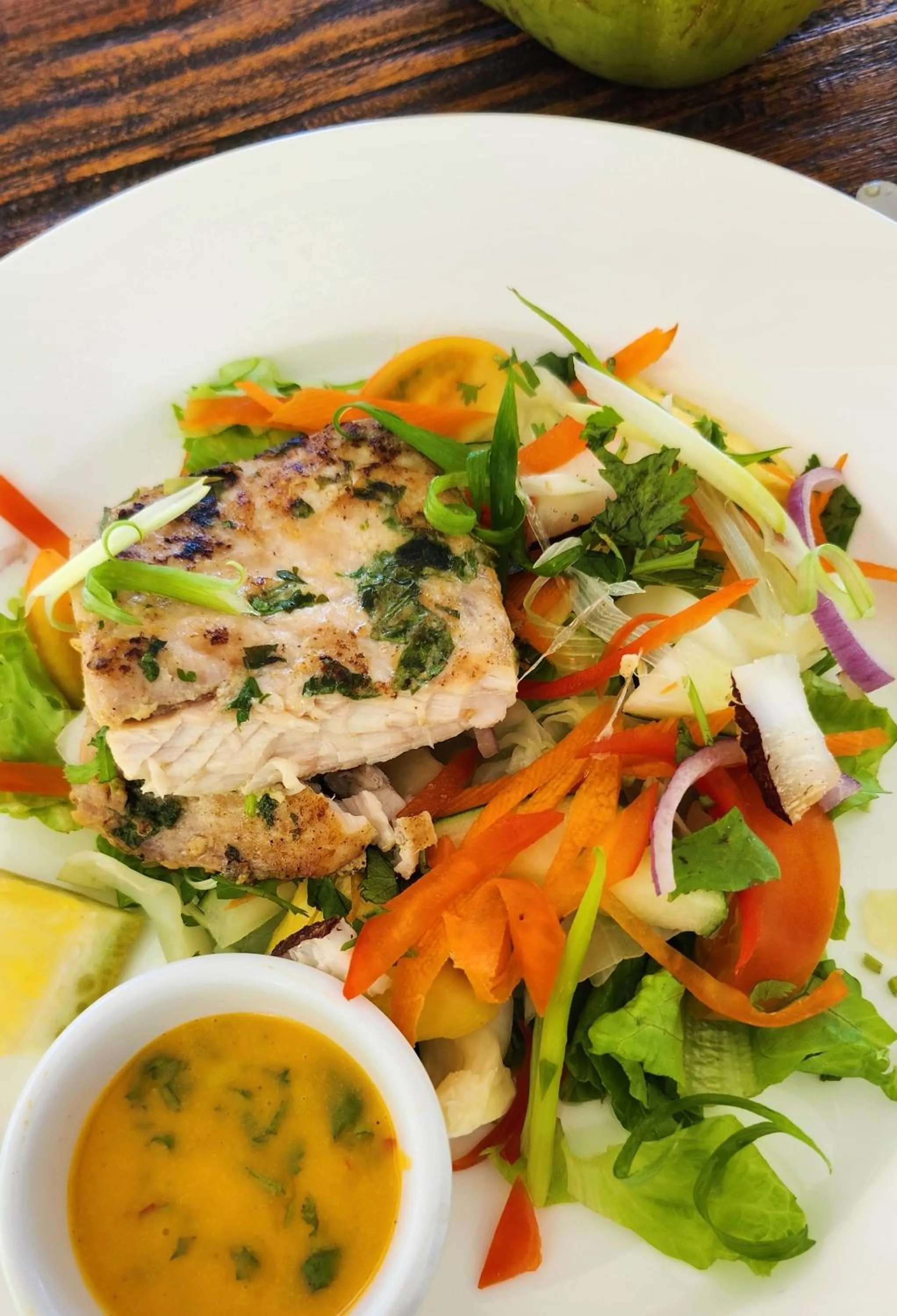 Restaurant/places to eat in Oarsman's Bay Lodge