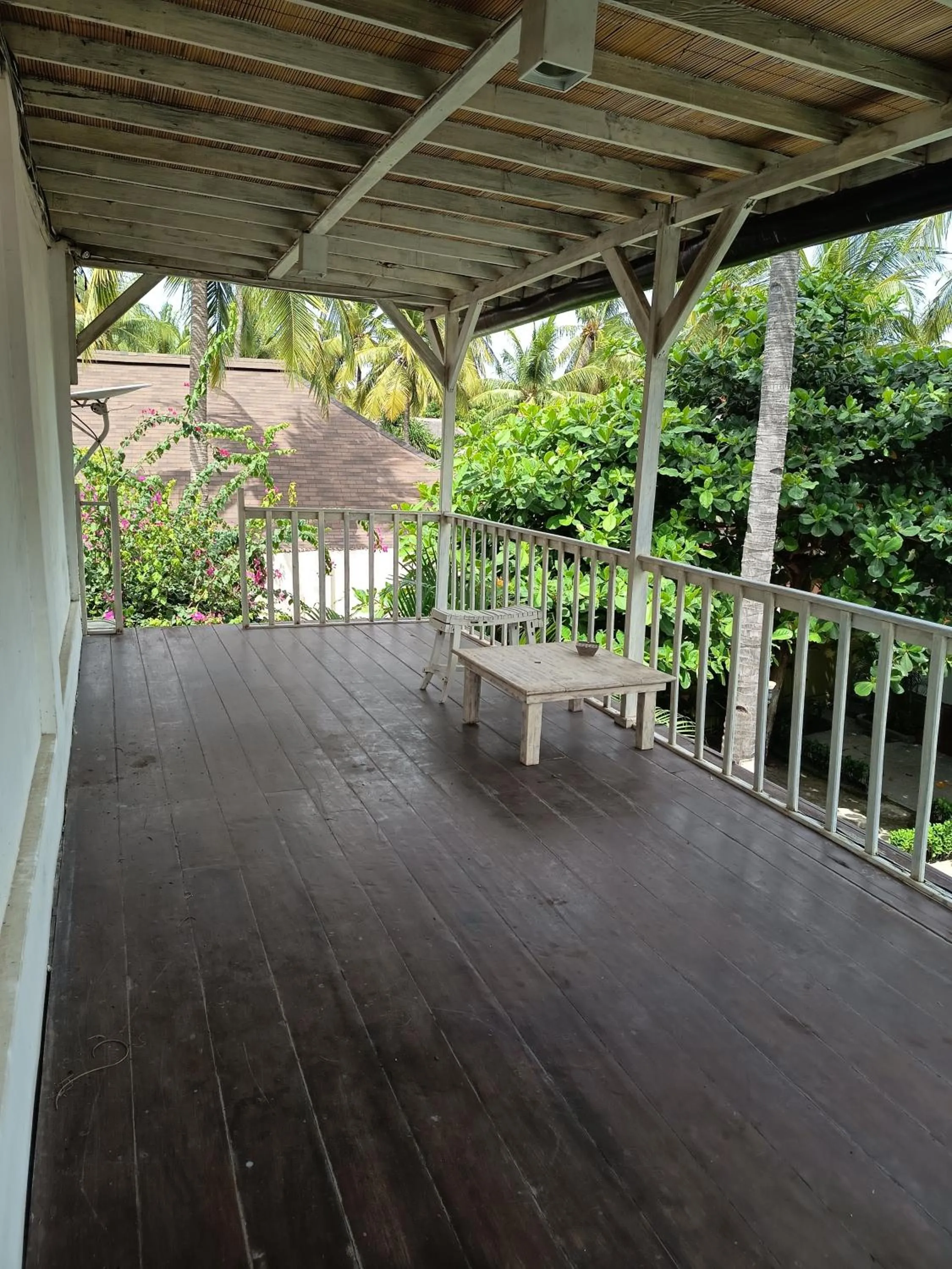 Balcony/Terrace in White Coconut Resort
