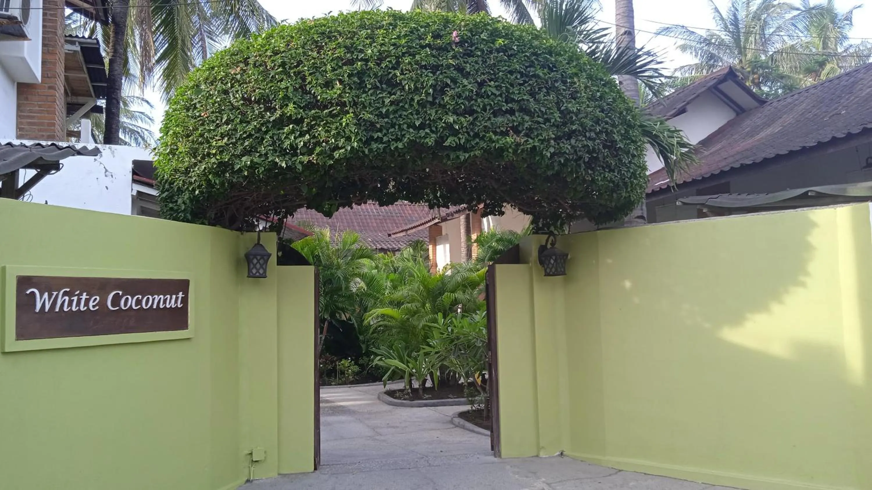 Property building in White Coconut Resort