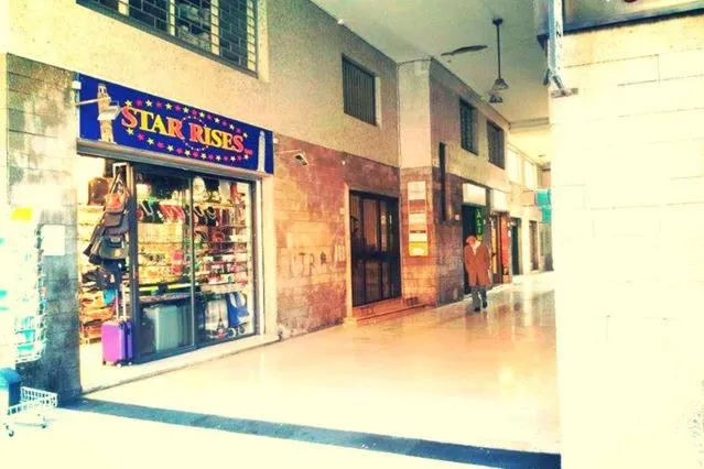 Property building in Affittacamere Scotto