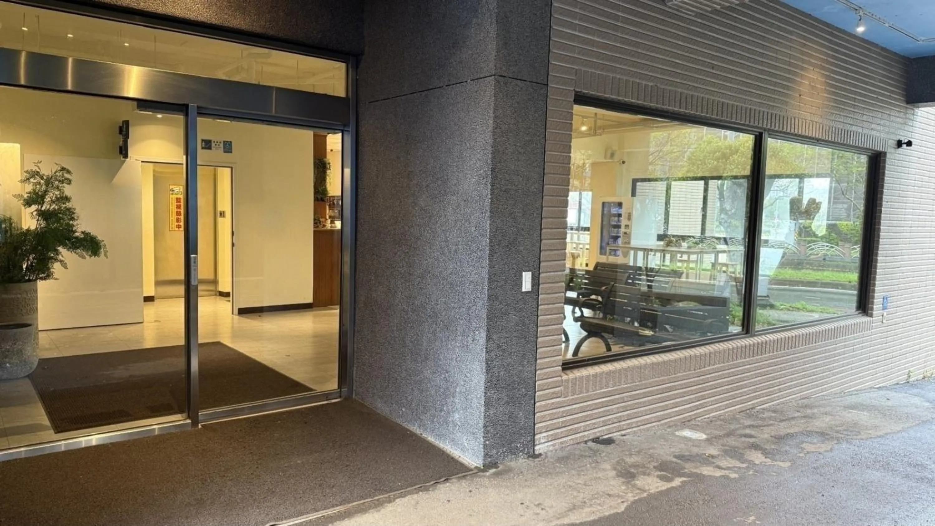 Facade/entrance in Lütel Hotel Xpark Gloria Outlets Shin Kong Cinemas