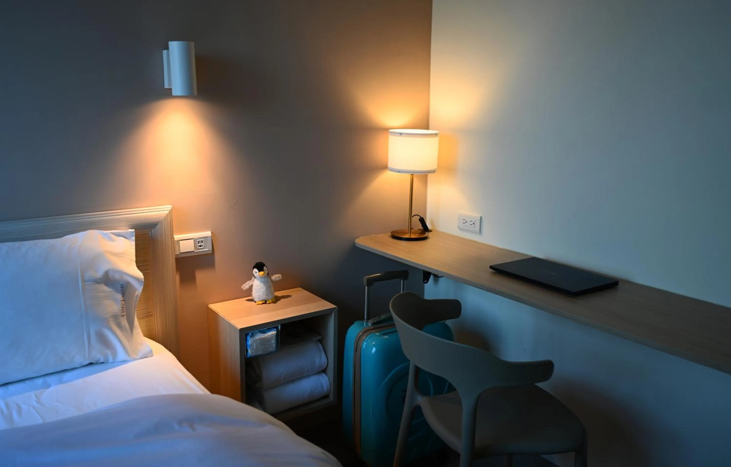 Bed in Lütel Hotel Xpark Gloria Outlets Shin Kong Cinemas