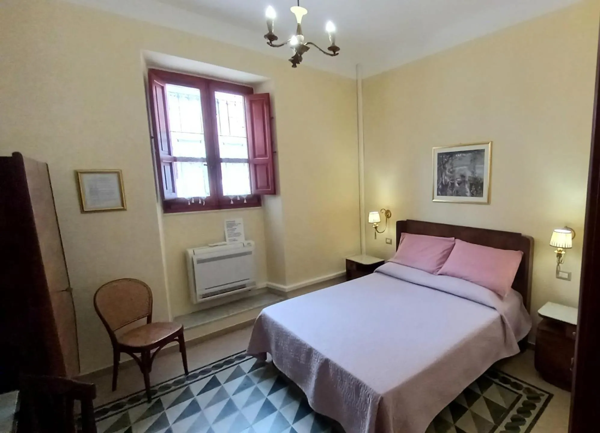 Bedroom, Bed in B&B Antica Villa