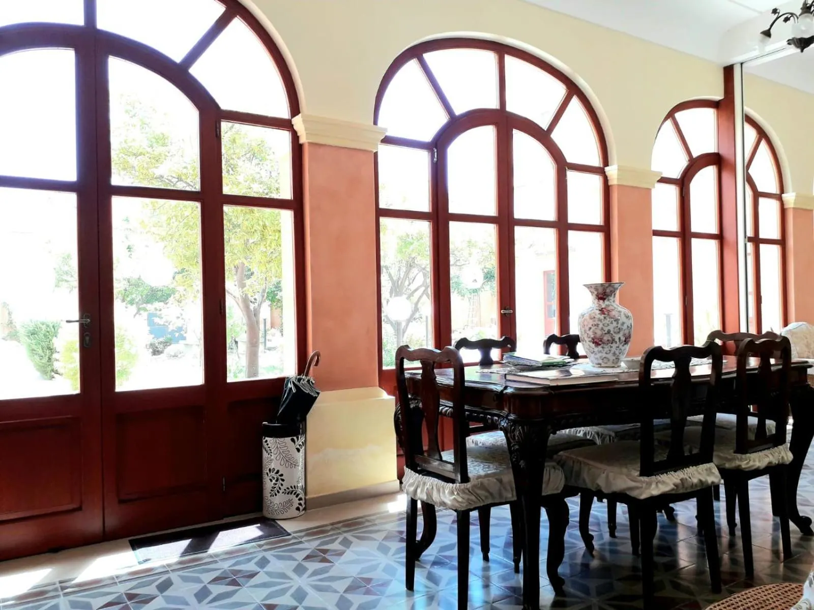 Decorative detail in B&B Antica Villa