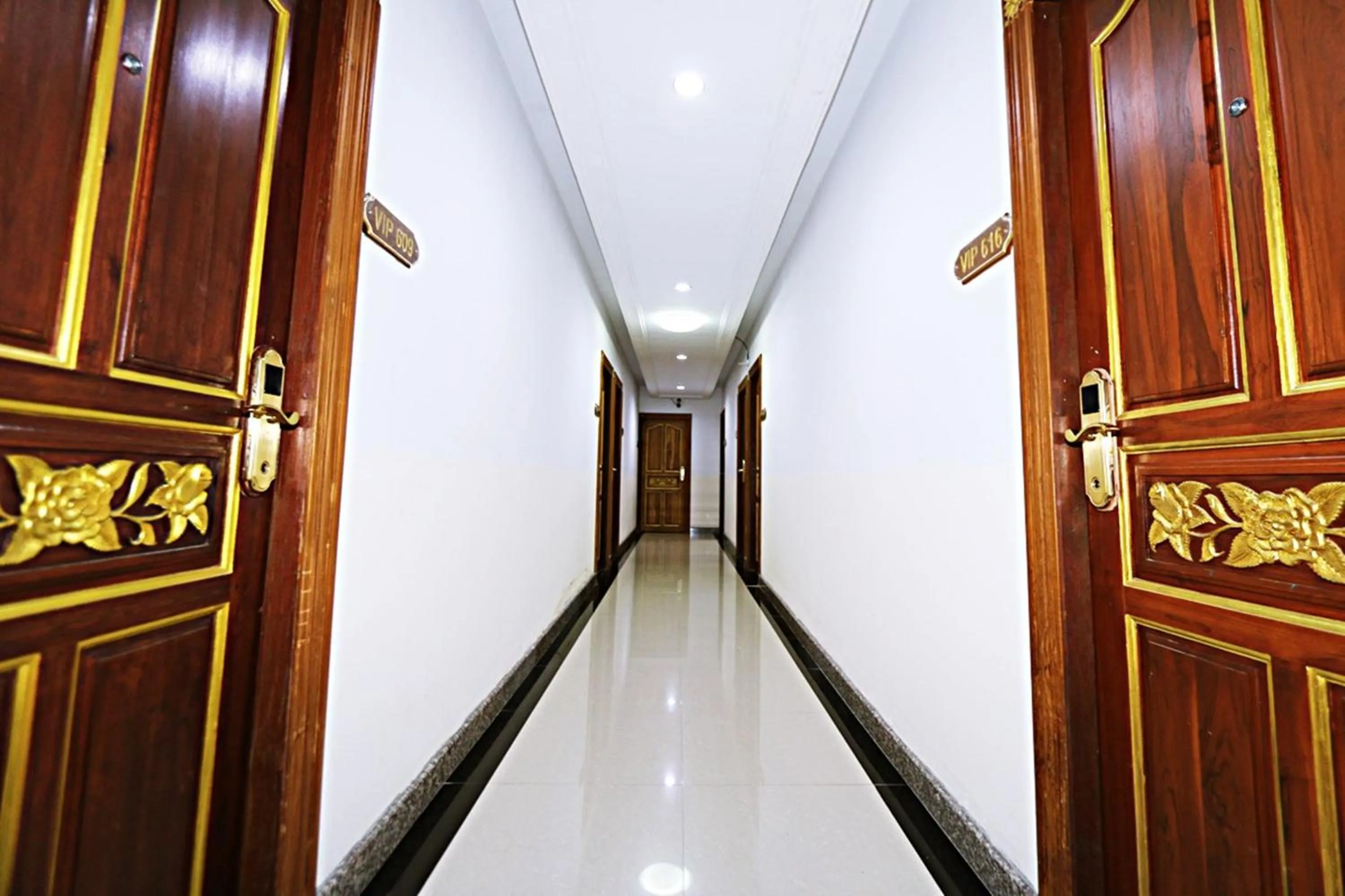 Property building in T3 Residence