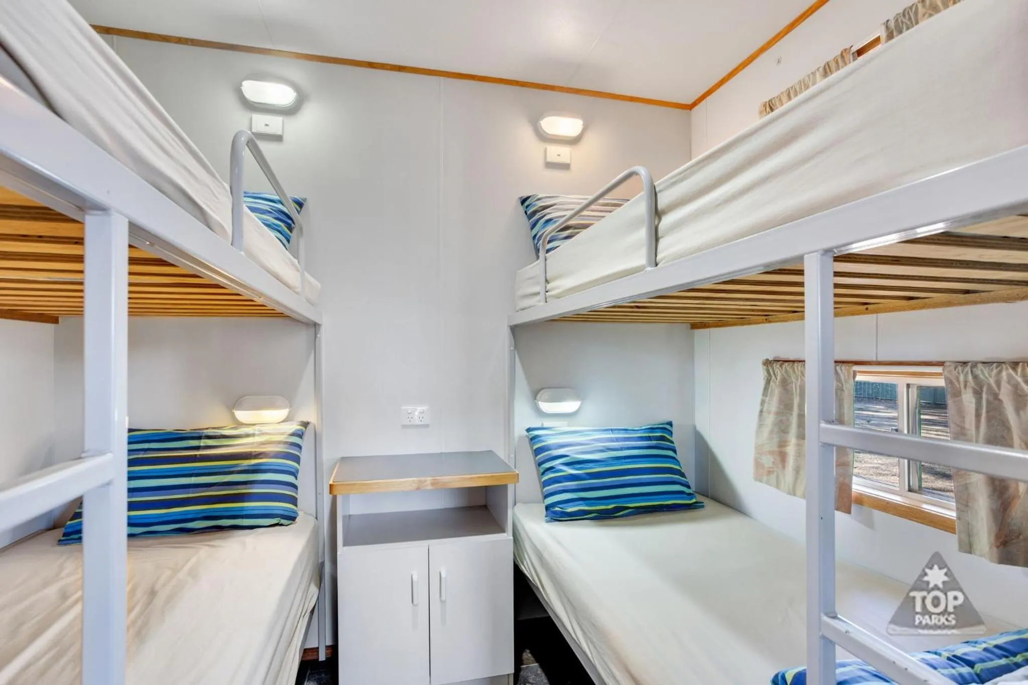 bunk bed, Bed in Boomerang Way Tourist Park