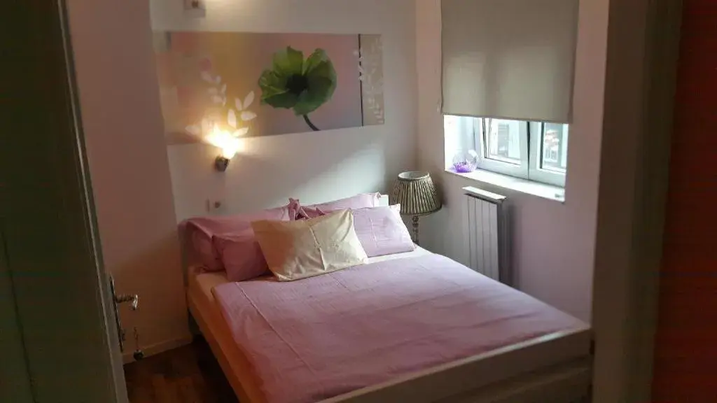 Standard Double Room with Shared Bathroom - single occupancy in Stella Di Notte Standard Double Room with Shared Bathroom - single occupancy in Stella Di Notte