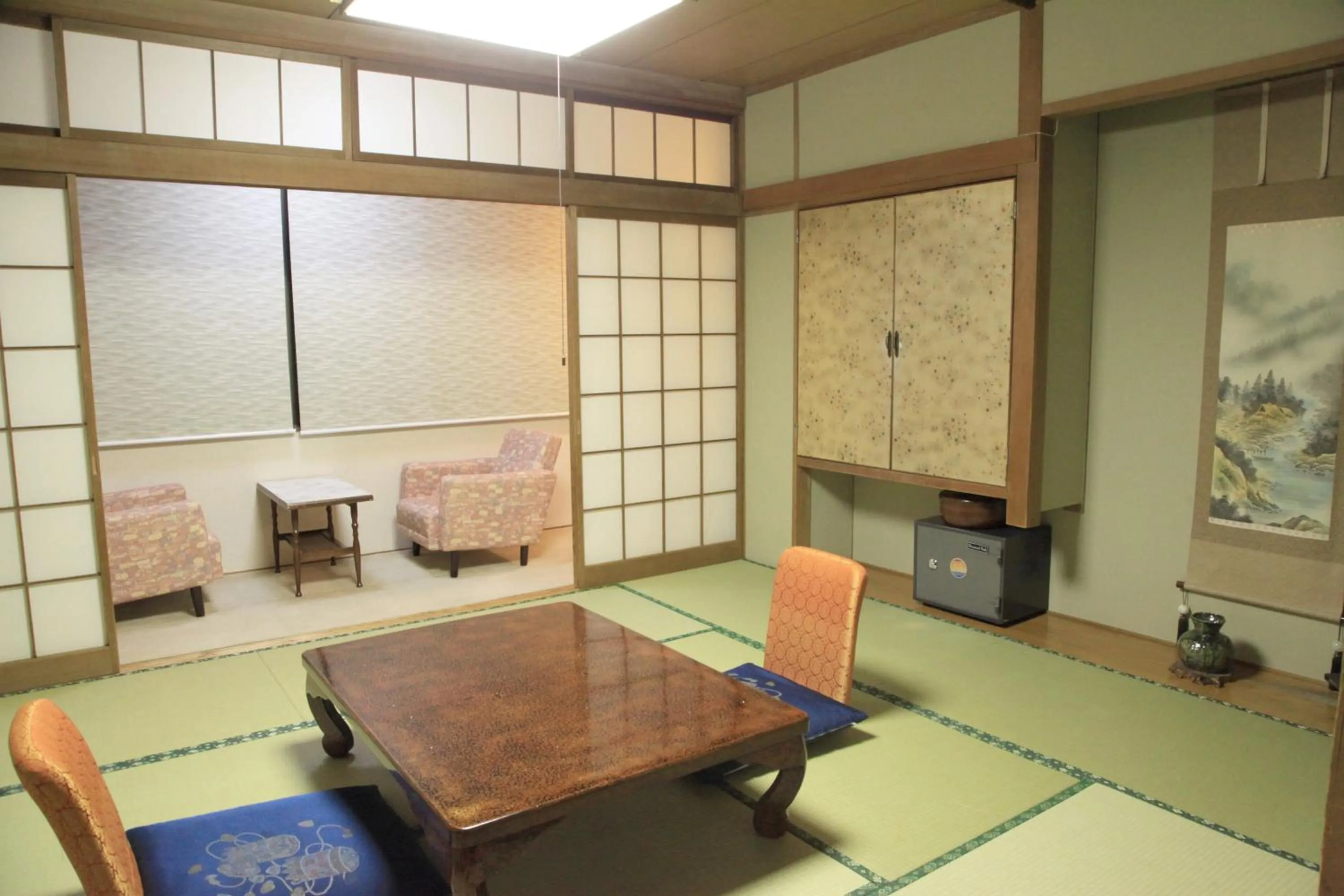Photo of the whole room in Hotel New Kotobuki