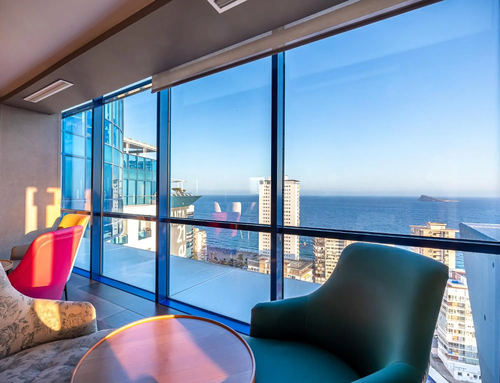 Lounge or bar in Hotel Madeira Centro