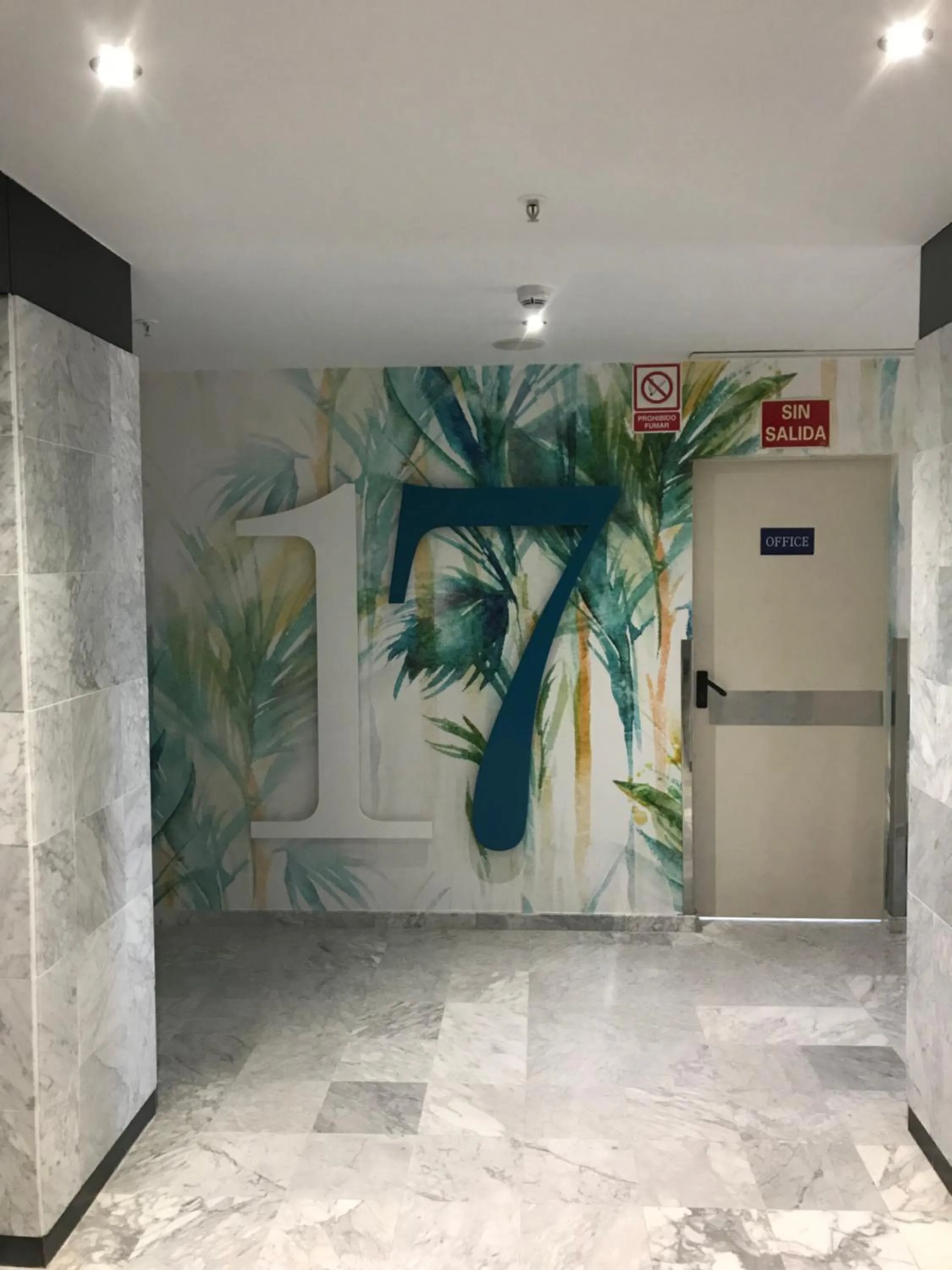 elevator in Hotel Madeira Centro