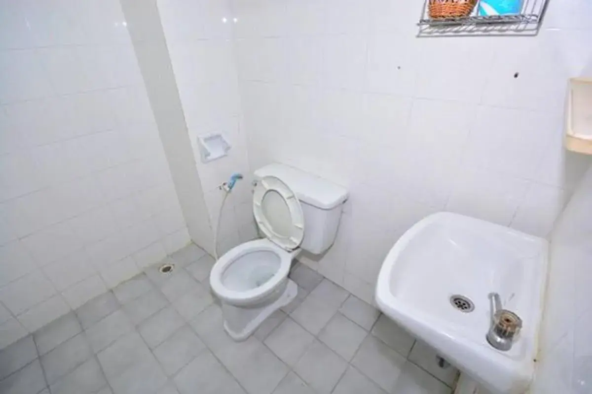 Bathroom in Krabi Grand Hotel Bathroom in Krabi Grand Hotel