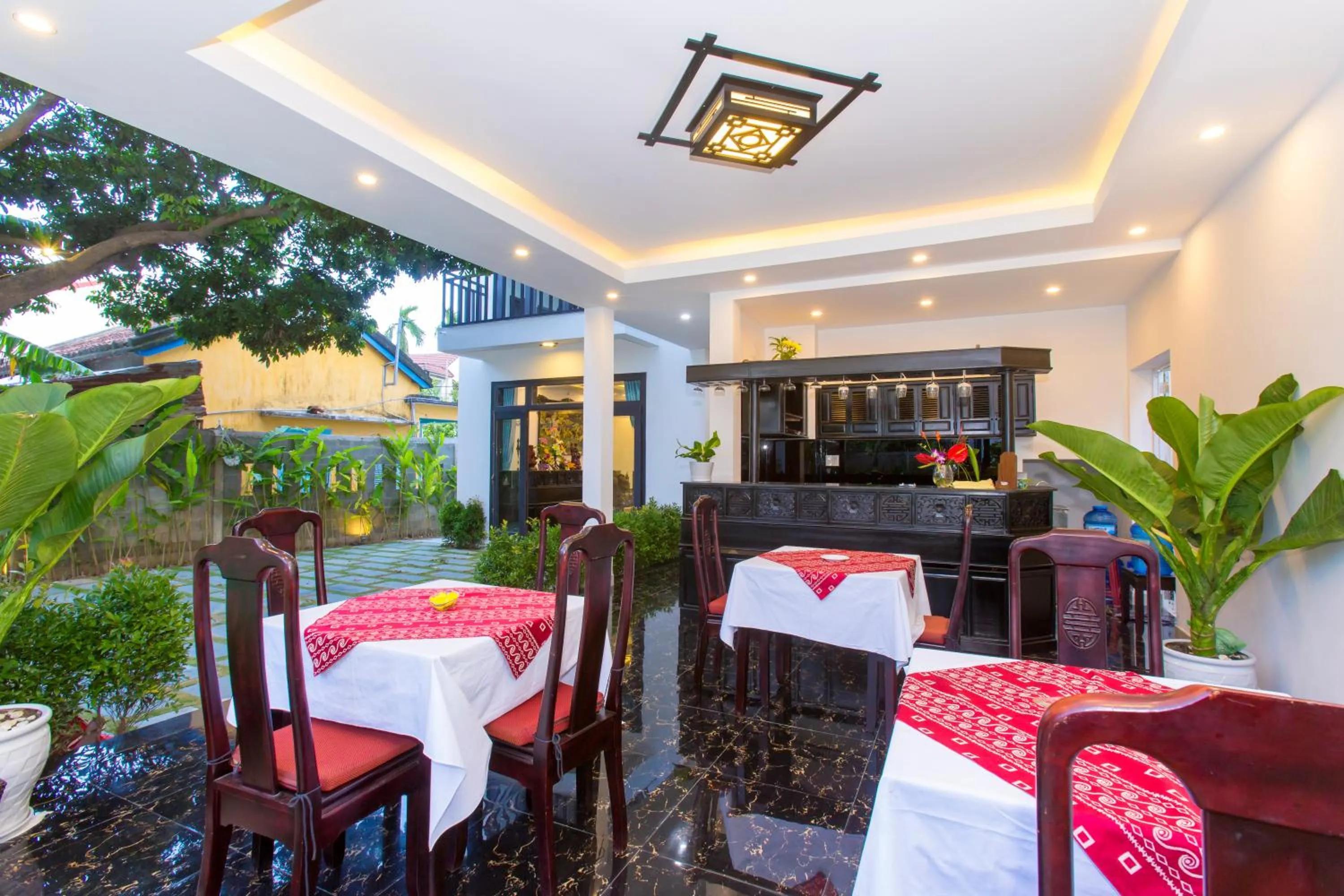 Food and drinks in Hoi An Hideaway Villa