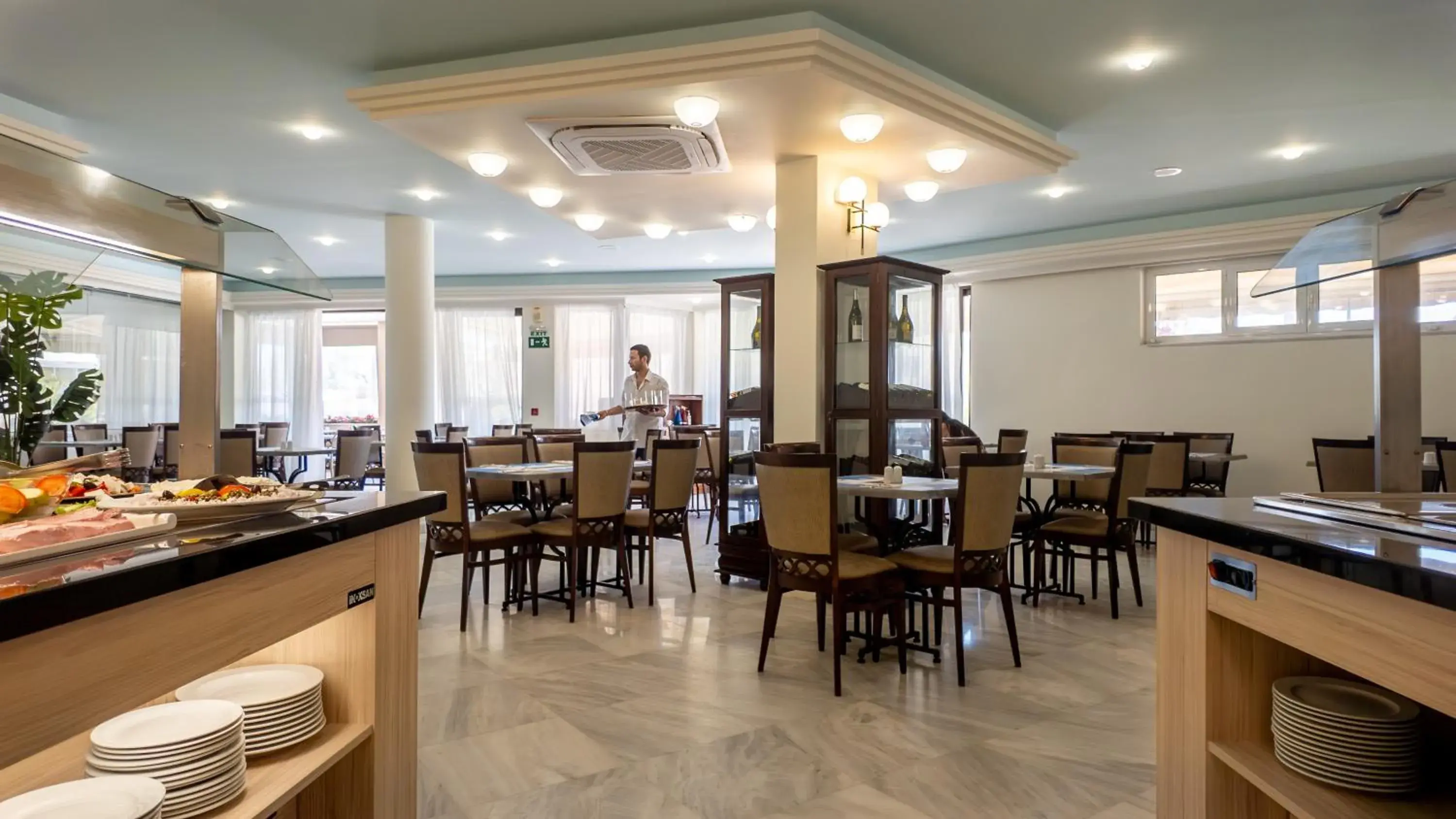 Restaurant/places to eat in Chrispy Beach Resort, Agia Marina Restaurant/places to eat in Chrispy Beach Resort, Agia Marina