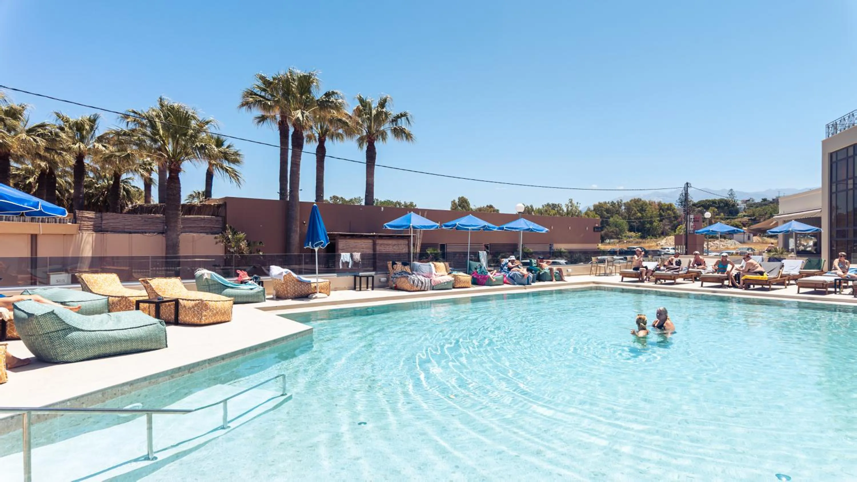 Day in Chrispy Beach Resort, Agia Marina