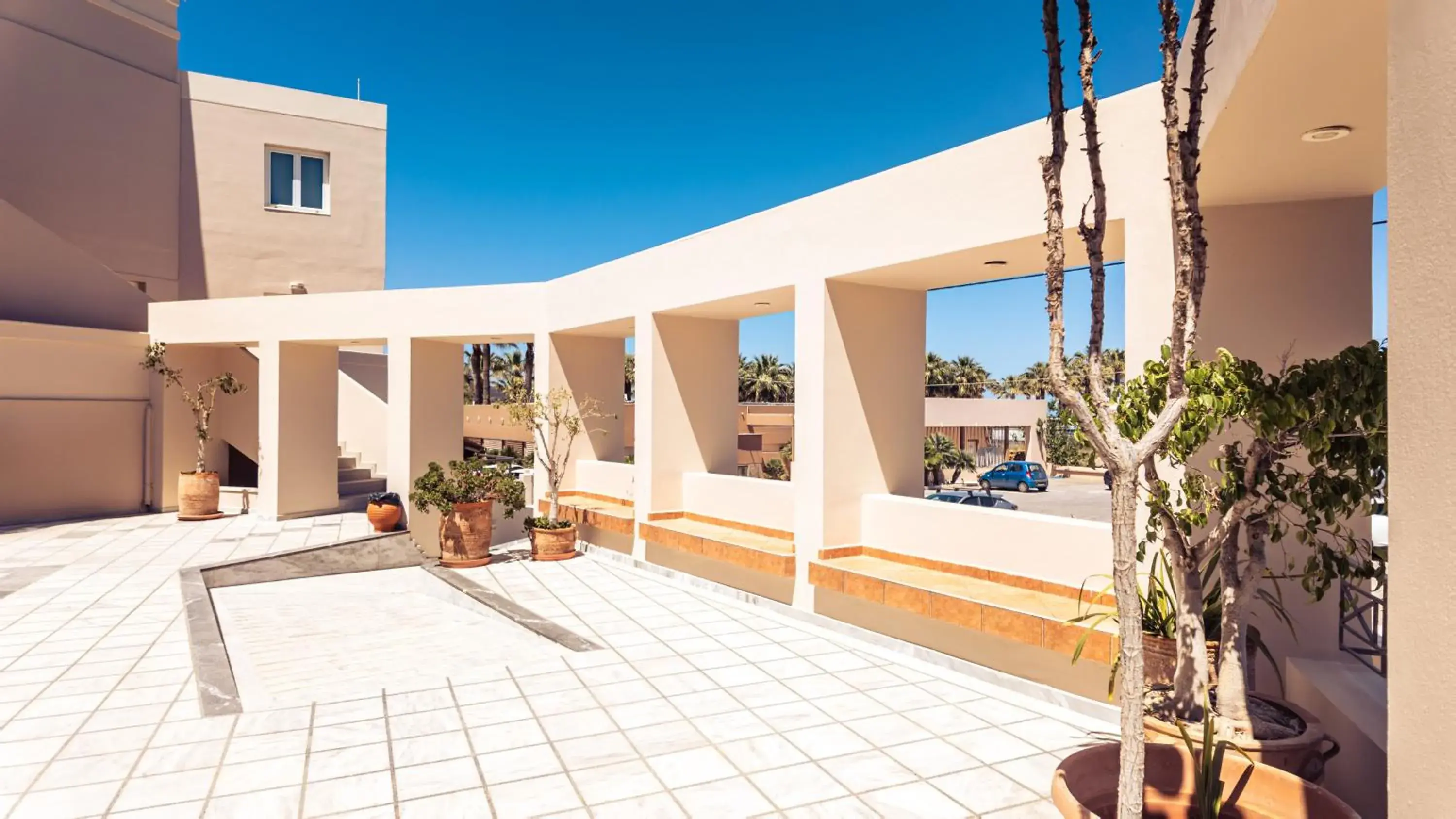 Property building in Chrispy Beach Resort, Agia Marina Property building in Chrispy Beach Resort, Agia Marina