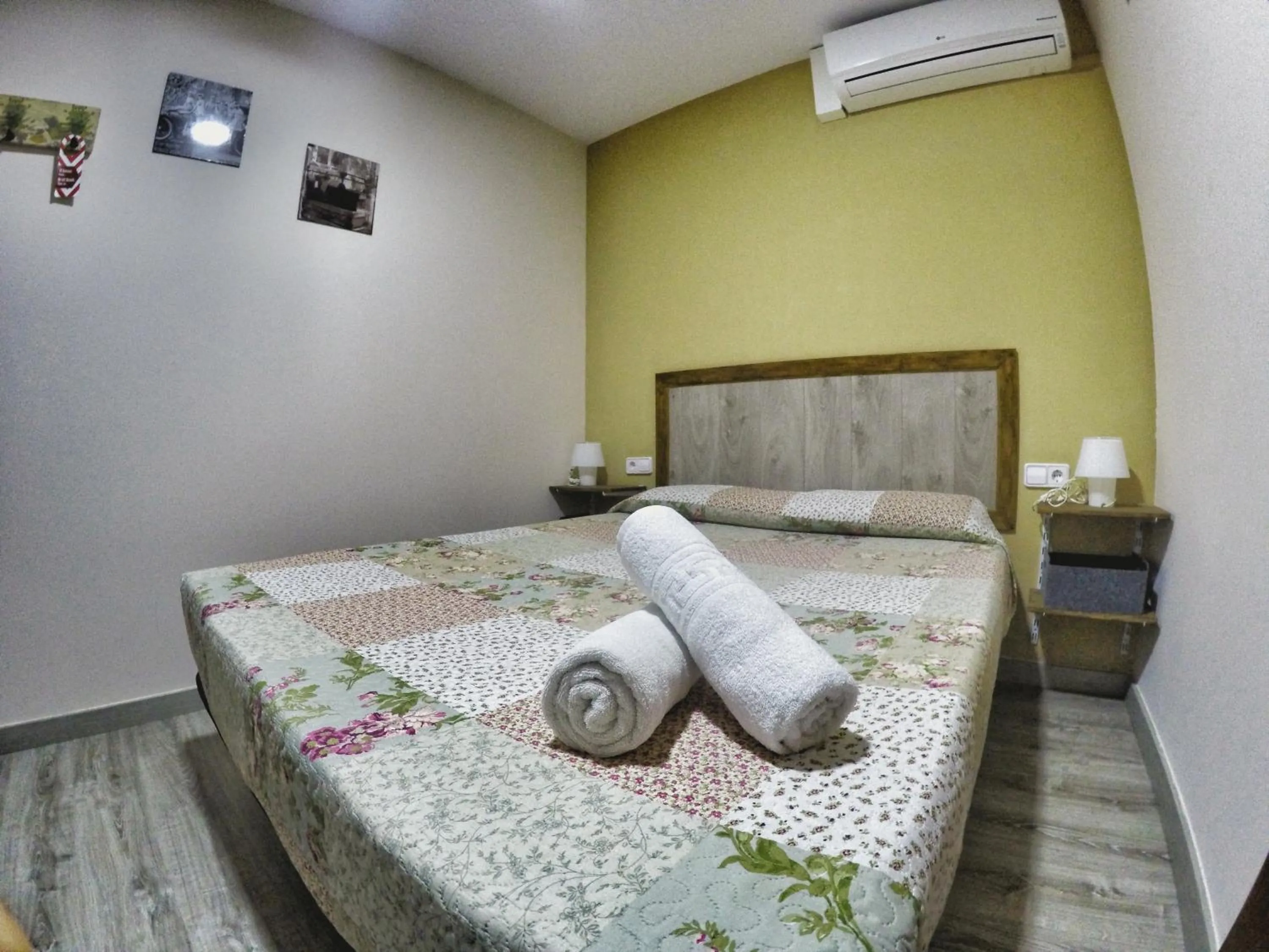 Photo of the whole room, Bed in L'Hostalet d'Arenys de Mar