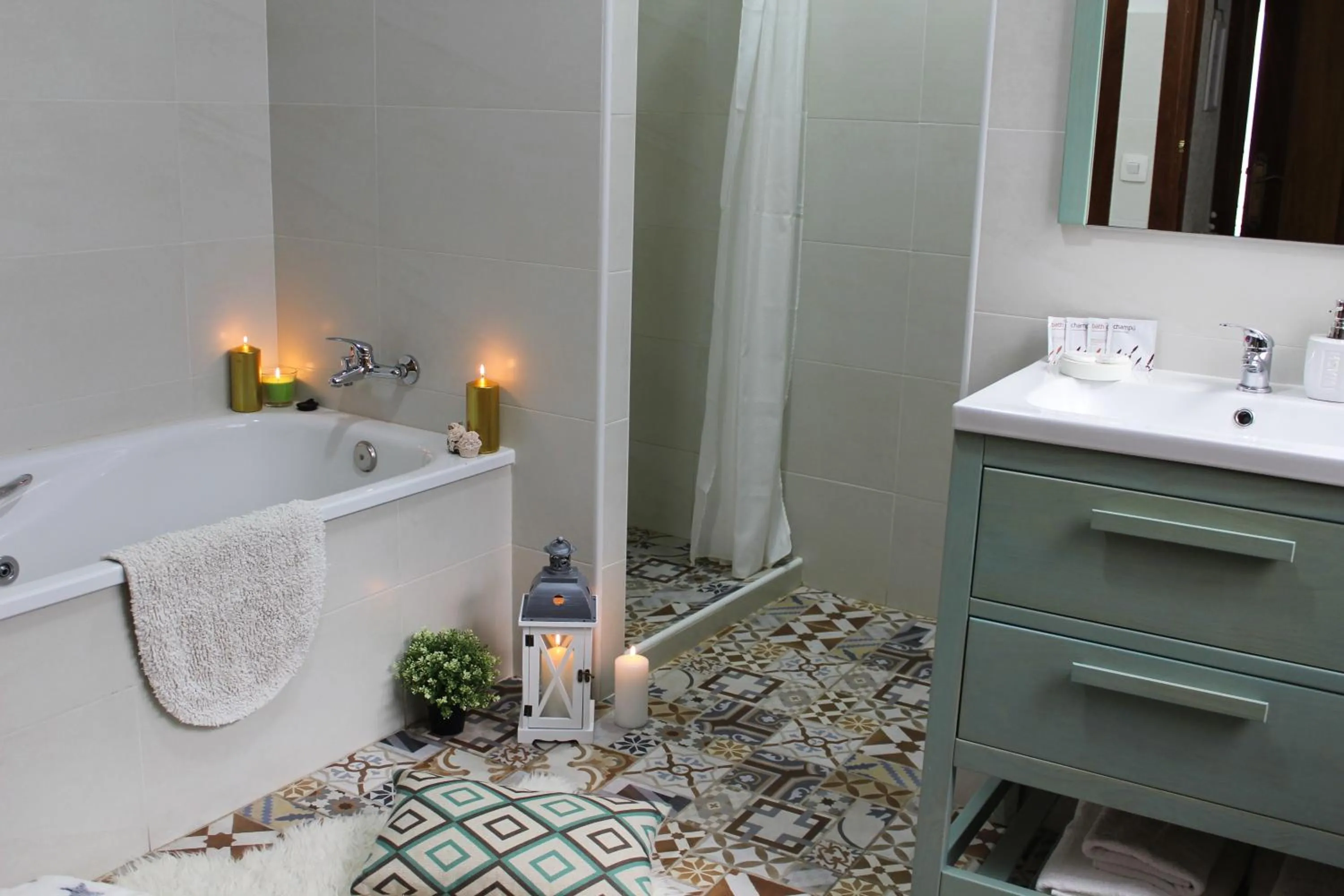 Three-Bedroom Apartment in Apartamentos Oncemolinos con desayuno