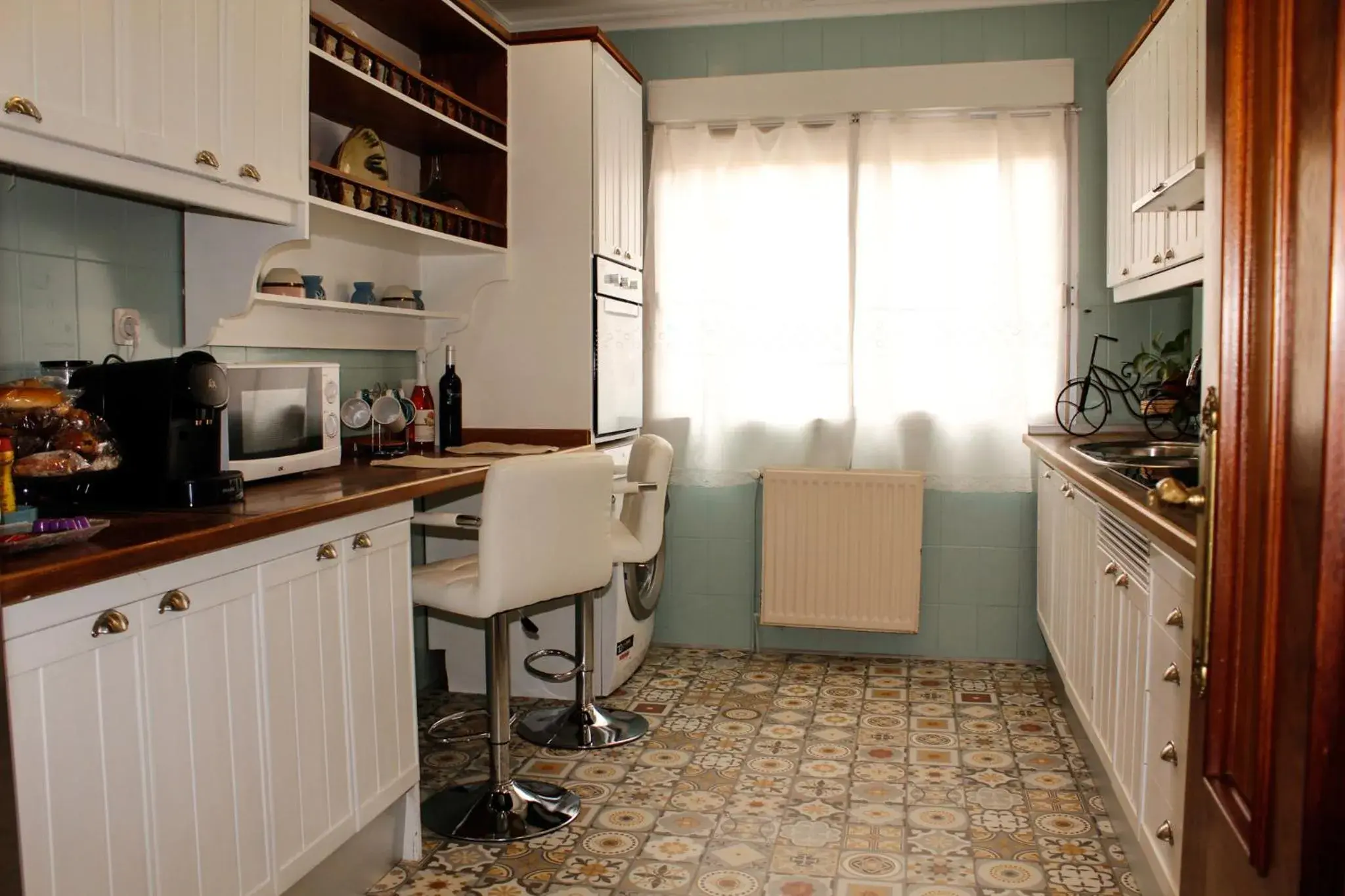 Three-Bedroom Apartment in Apartamentos Oncemolinos con desayuno Three-Bedroom Apartment in Apartamentos Oncemolinos con desayuno