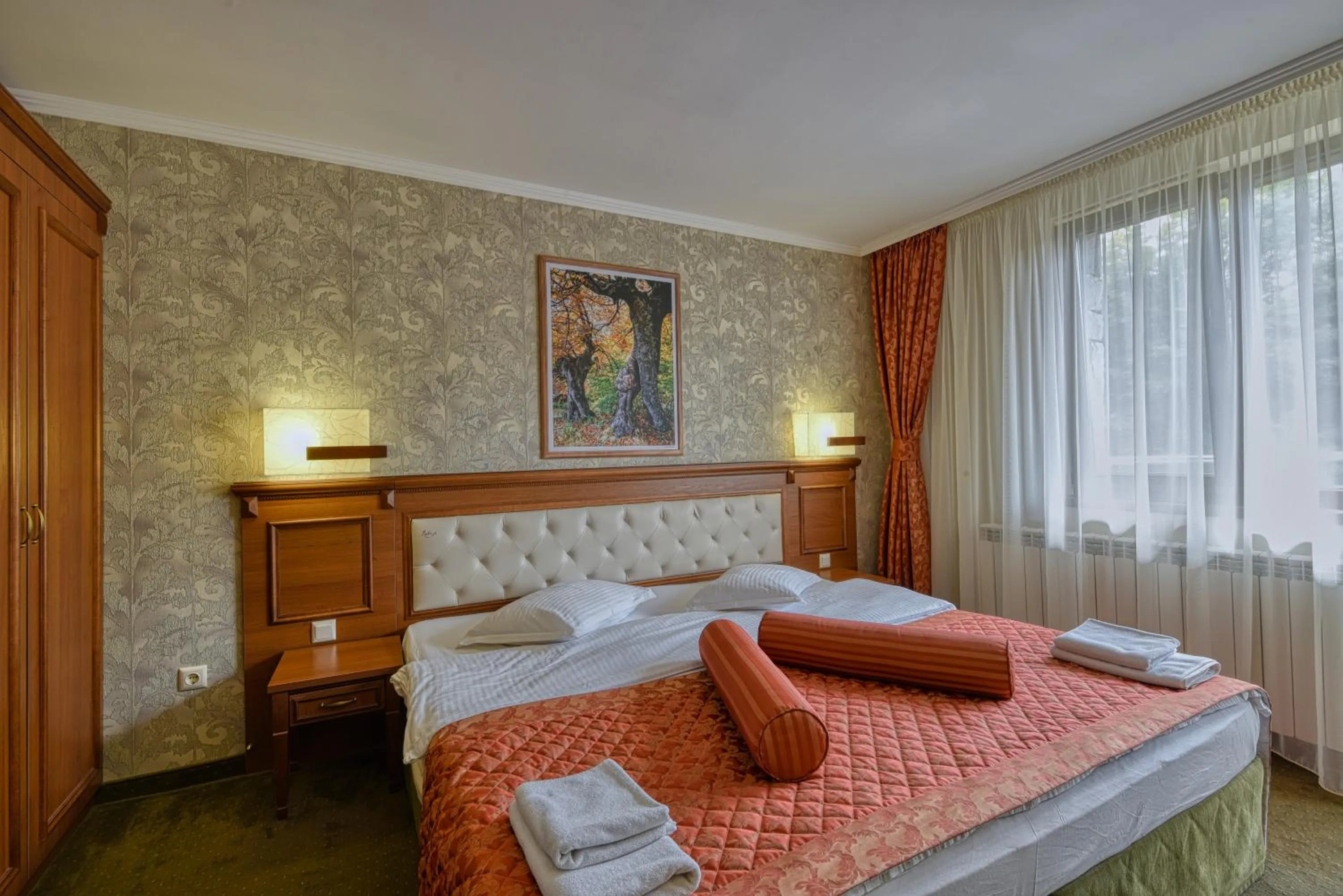 Bed in Hotel Edelweiss