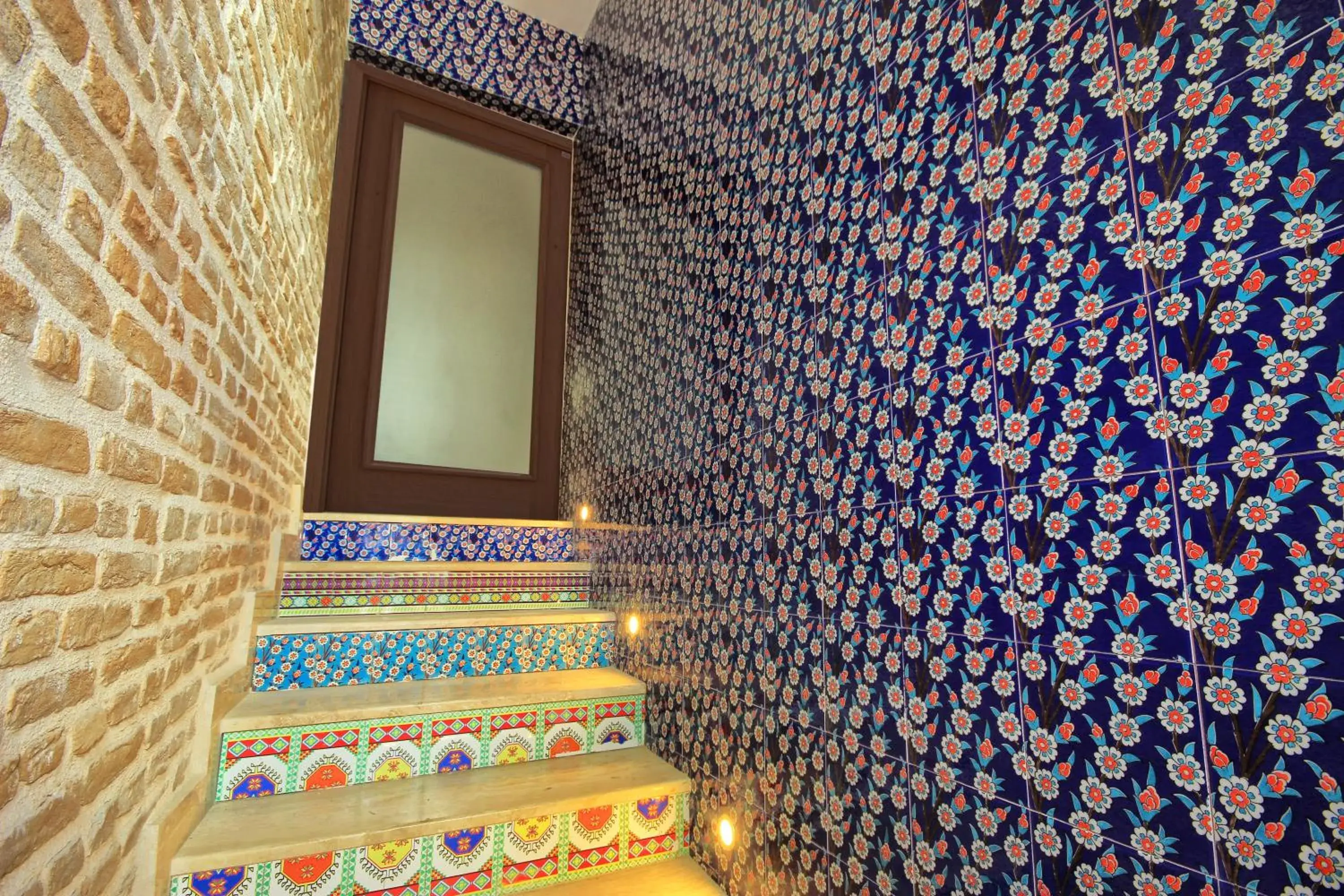 Facade/entrance in Delight Deluxe Aparts Facade/entrance in Delight Deluxe Aparts