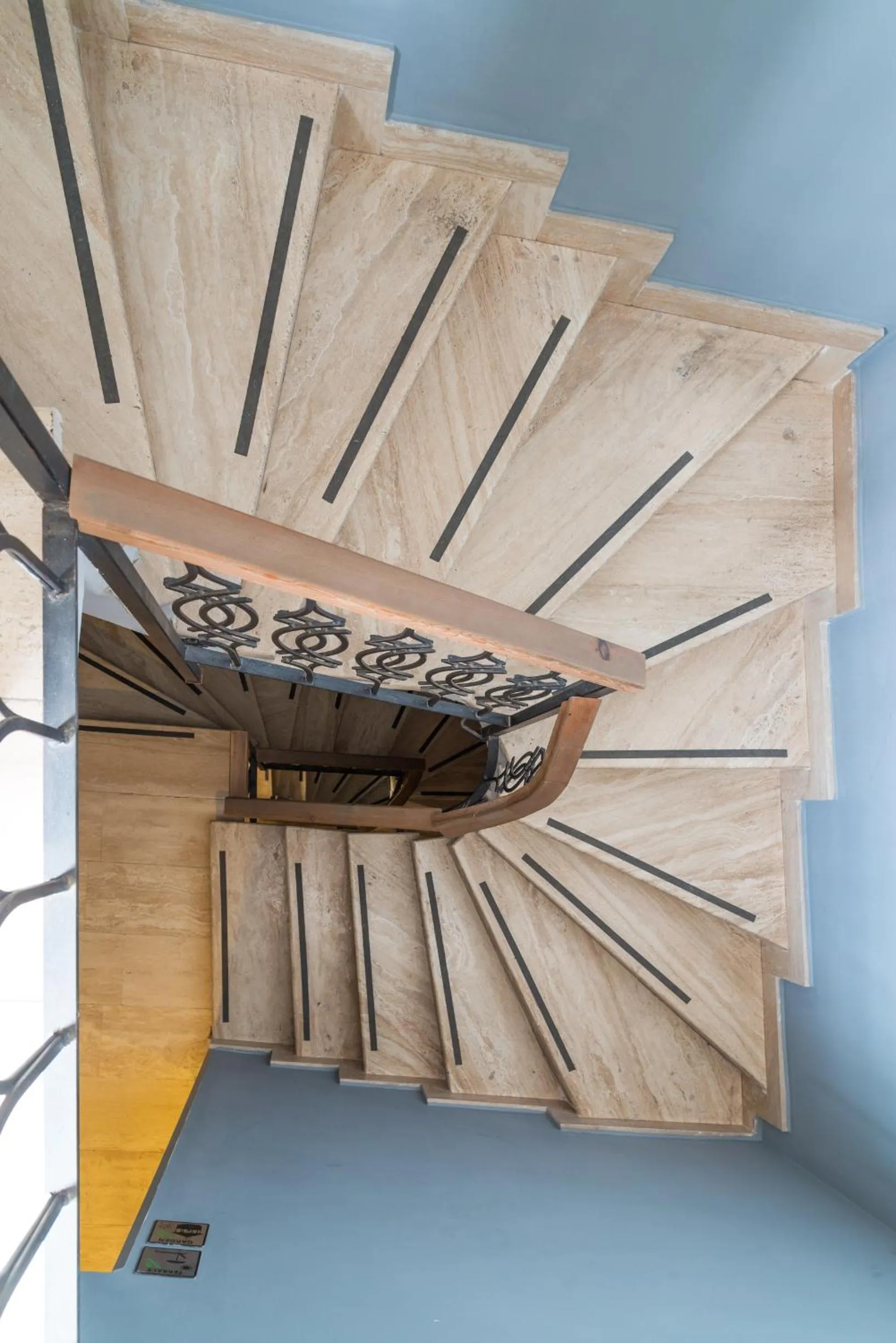 Property building in Delight Deluxe Aparts