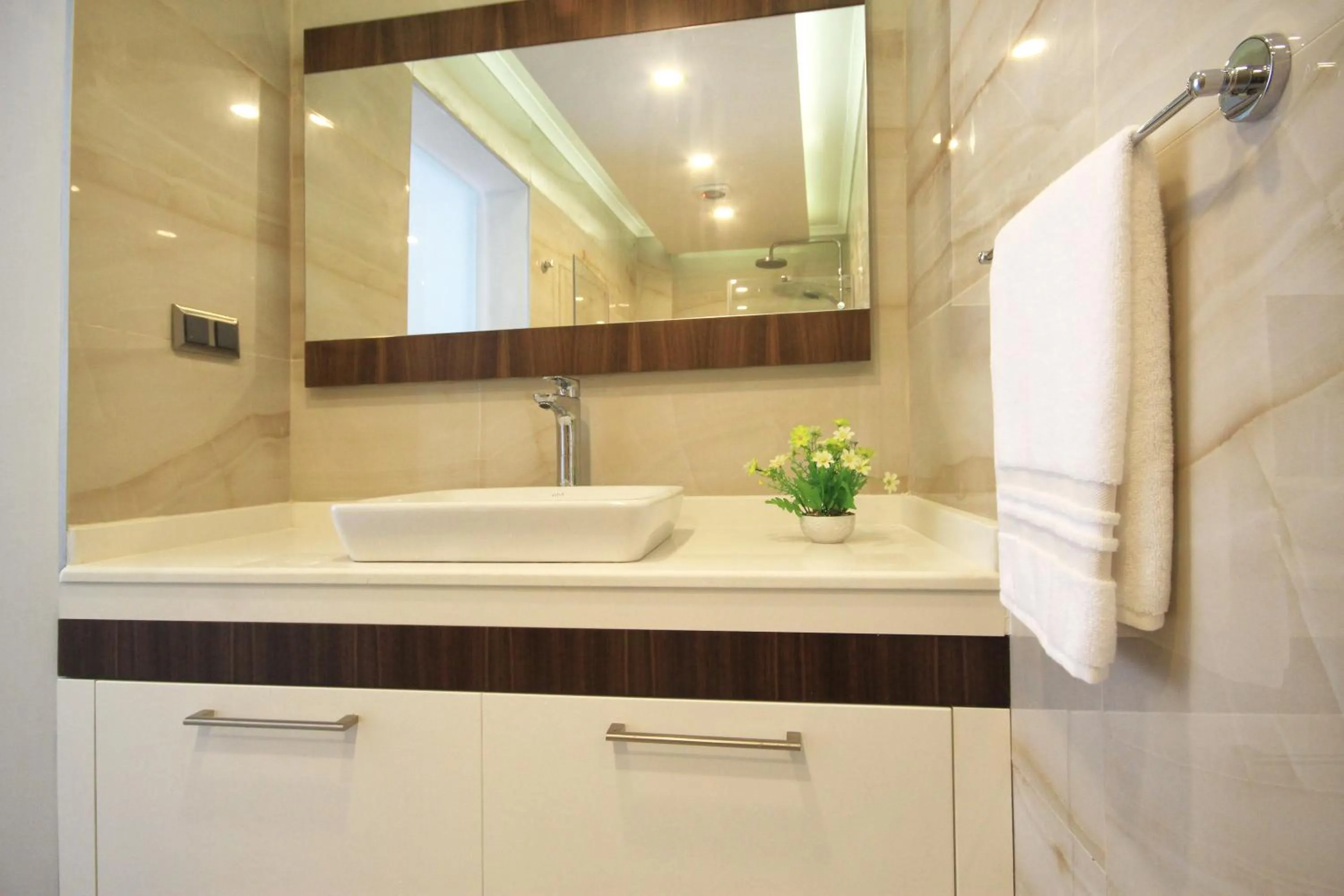 Bathroom in Delight Deluxe Aparts