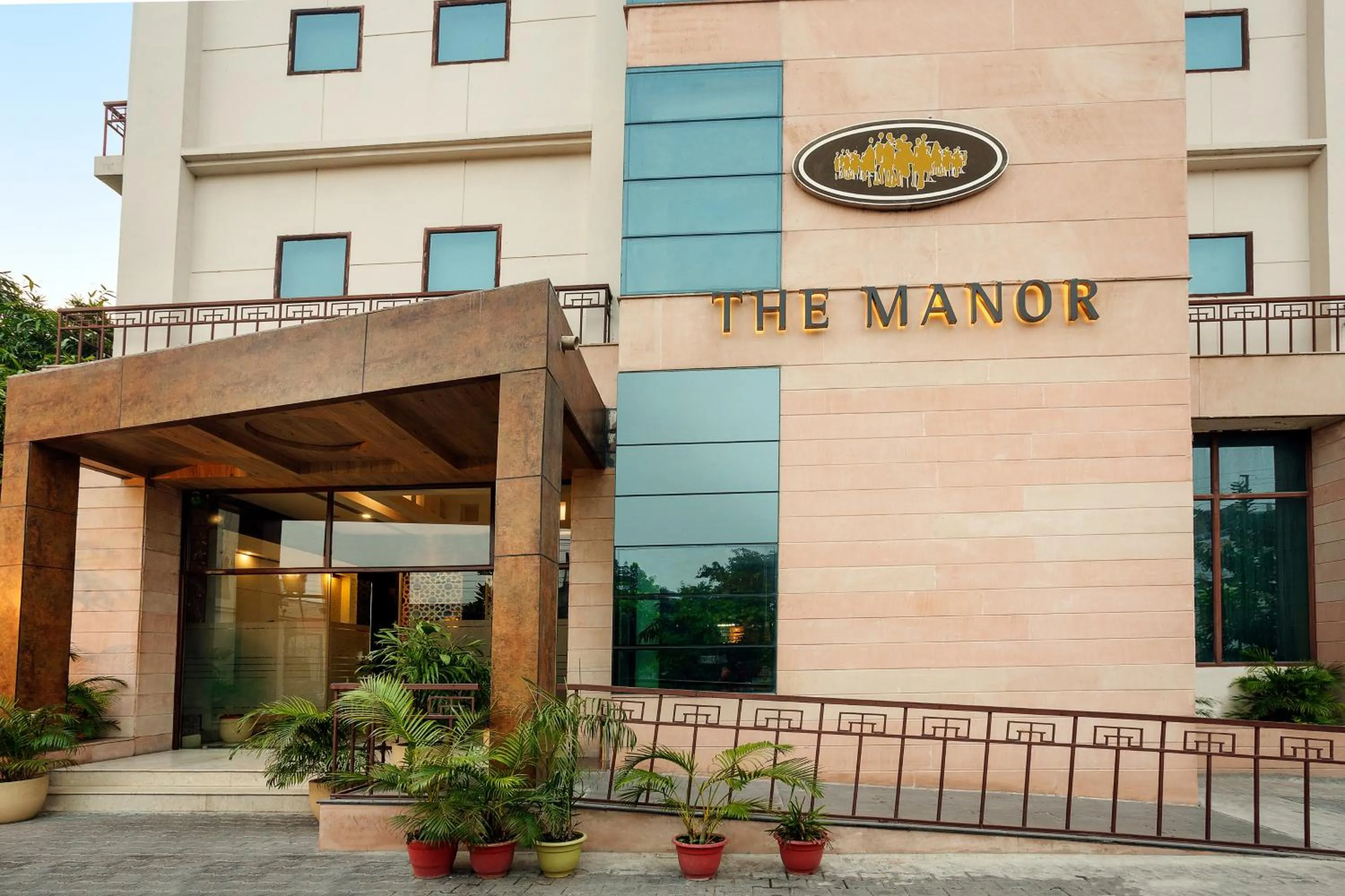 Facade/entrance in The Manor Bareilly by Leisure Hotels