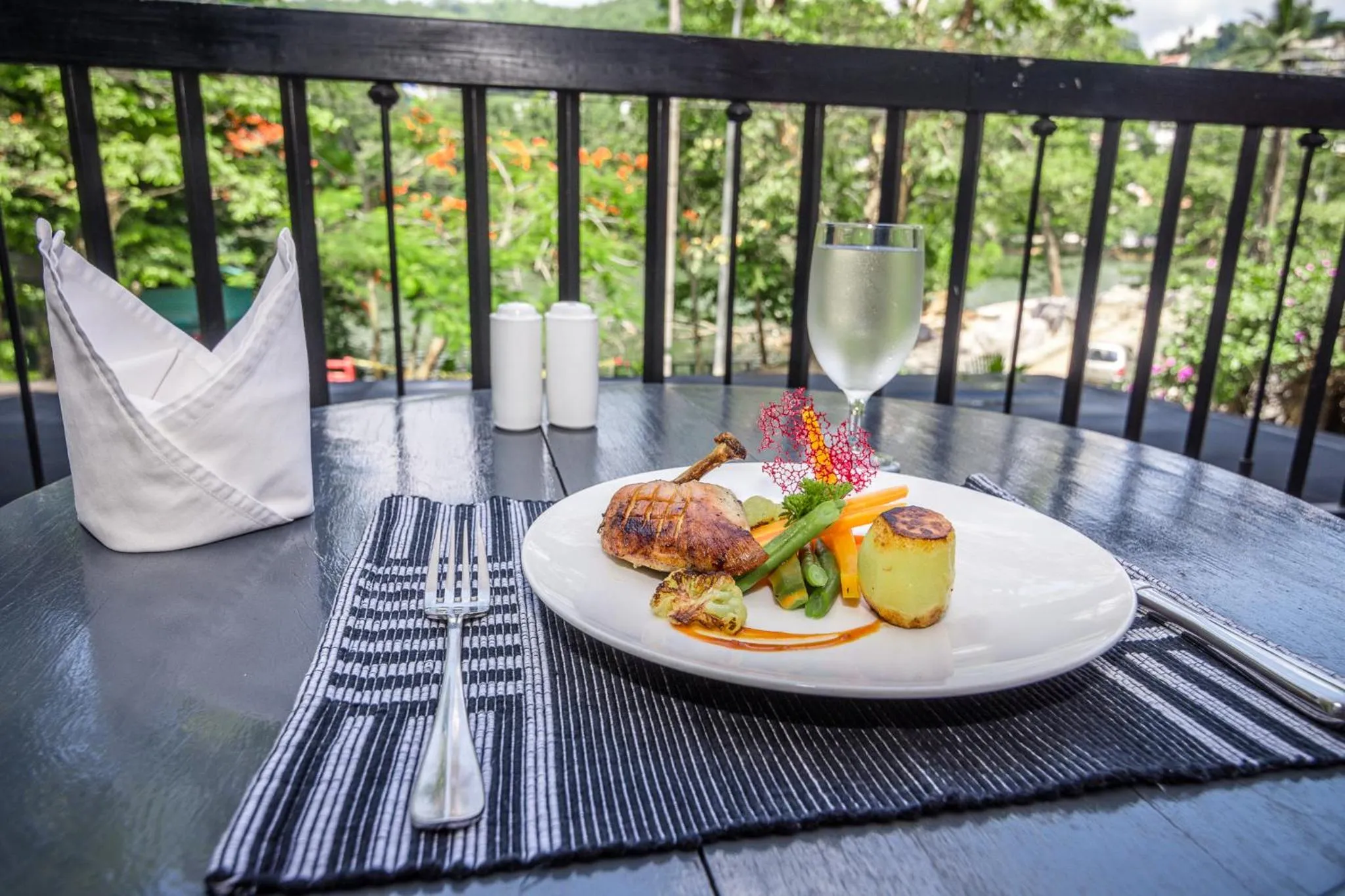 Dinner in Viyana Boutique Hotel