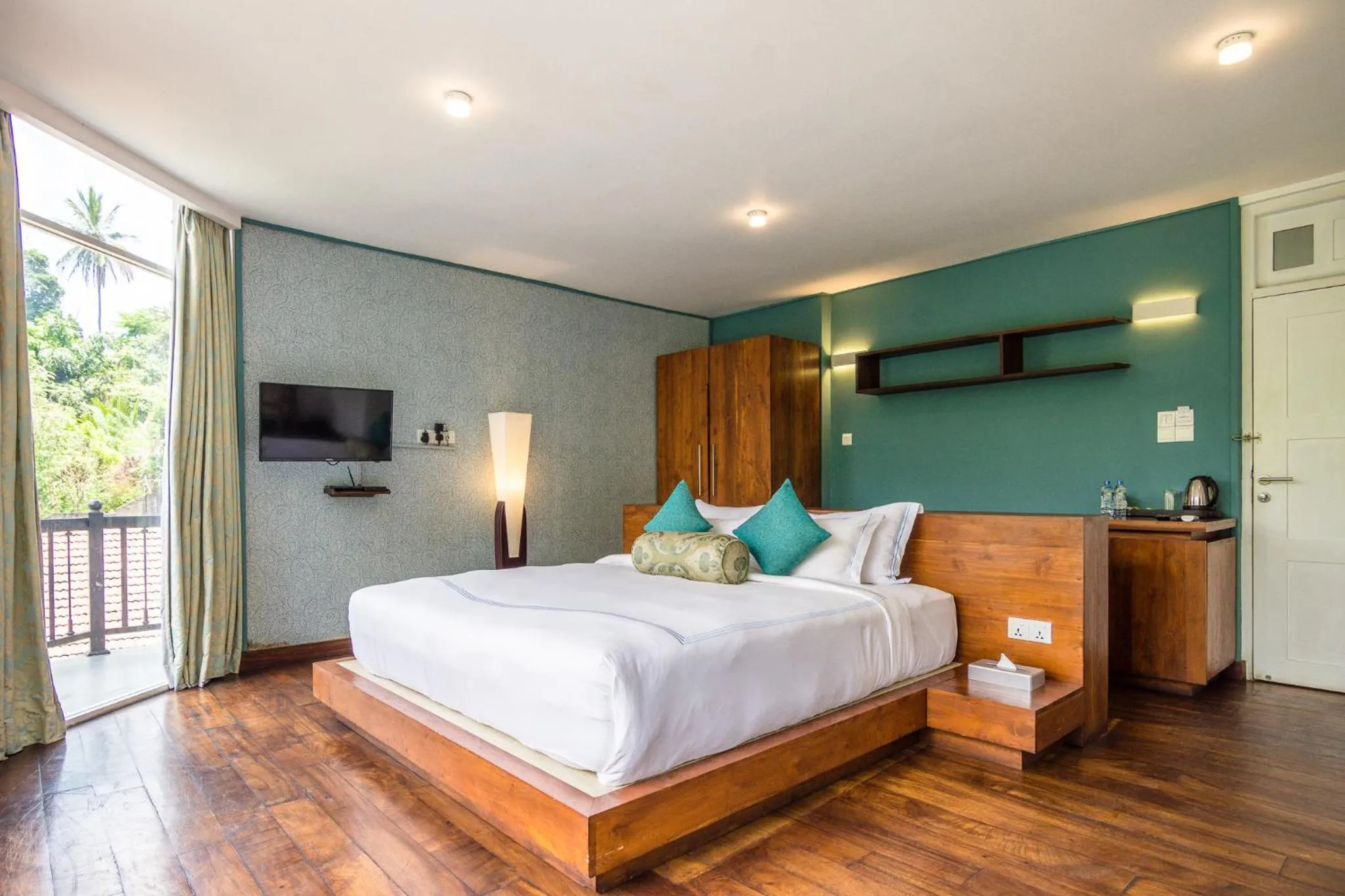 Bedroom, Bed in Viyana Boutique Hotel