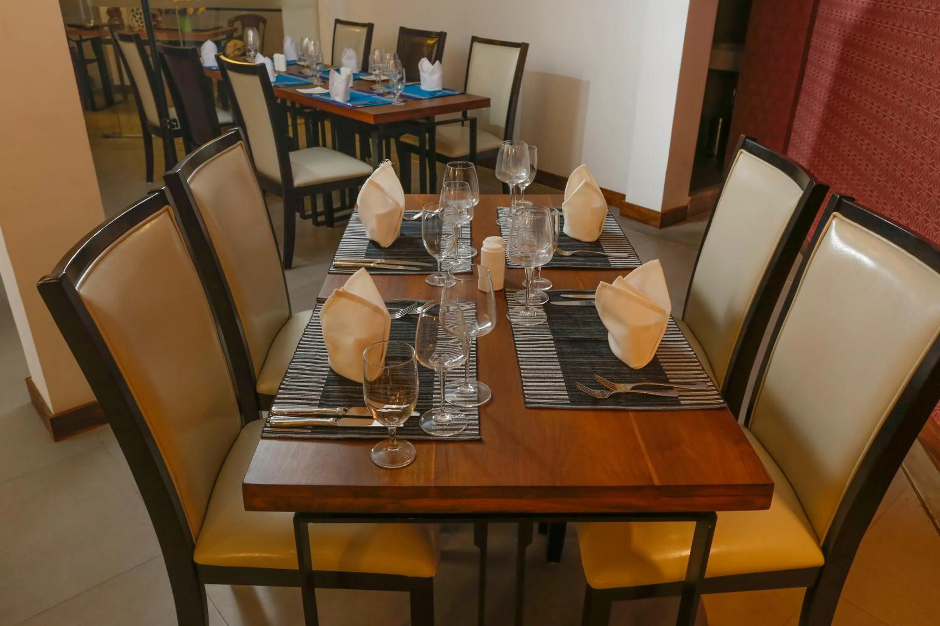 Restaurant/places to eat in Viyana Boutique Hotel