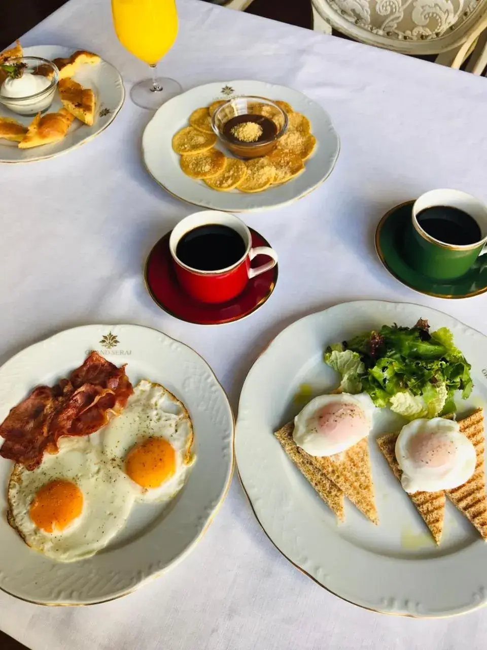 Restaurant/places to eat in Grand Serai Congress and Spa Restaurant/places to eat in Grand Serai Congress and Spa