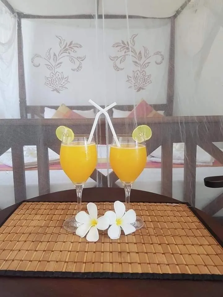 Food and drinks in Lagoon Boutique Hotel