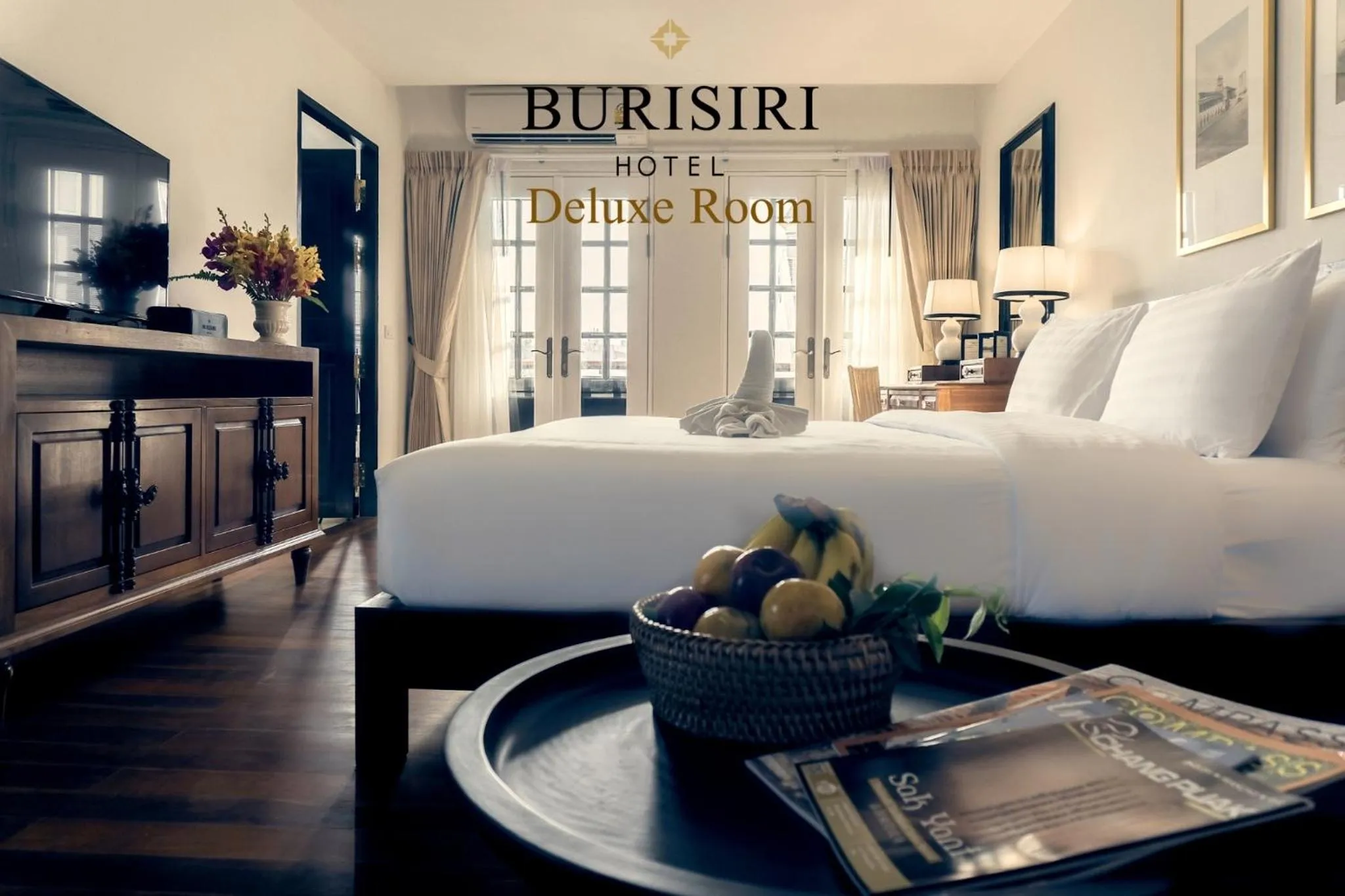 Photo of the whole room, Bed in Buri Siri Boutique Hotel