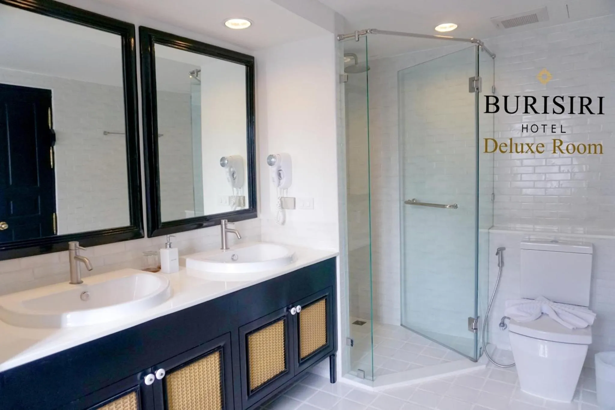 Shower in Buri Siri Boutique Hotel