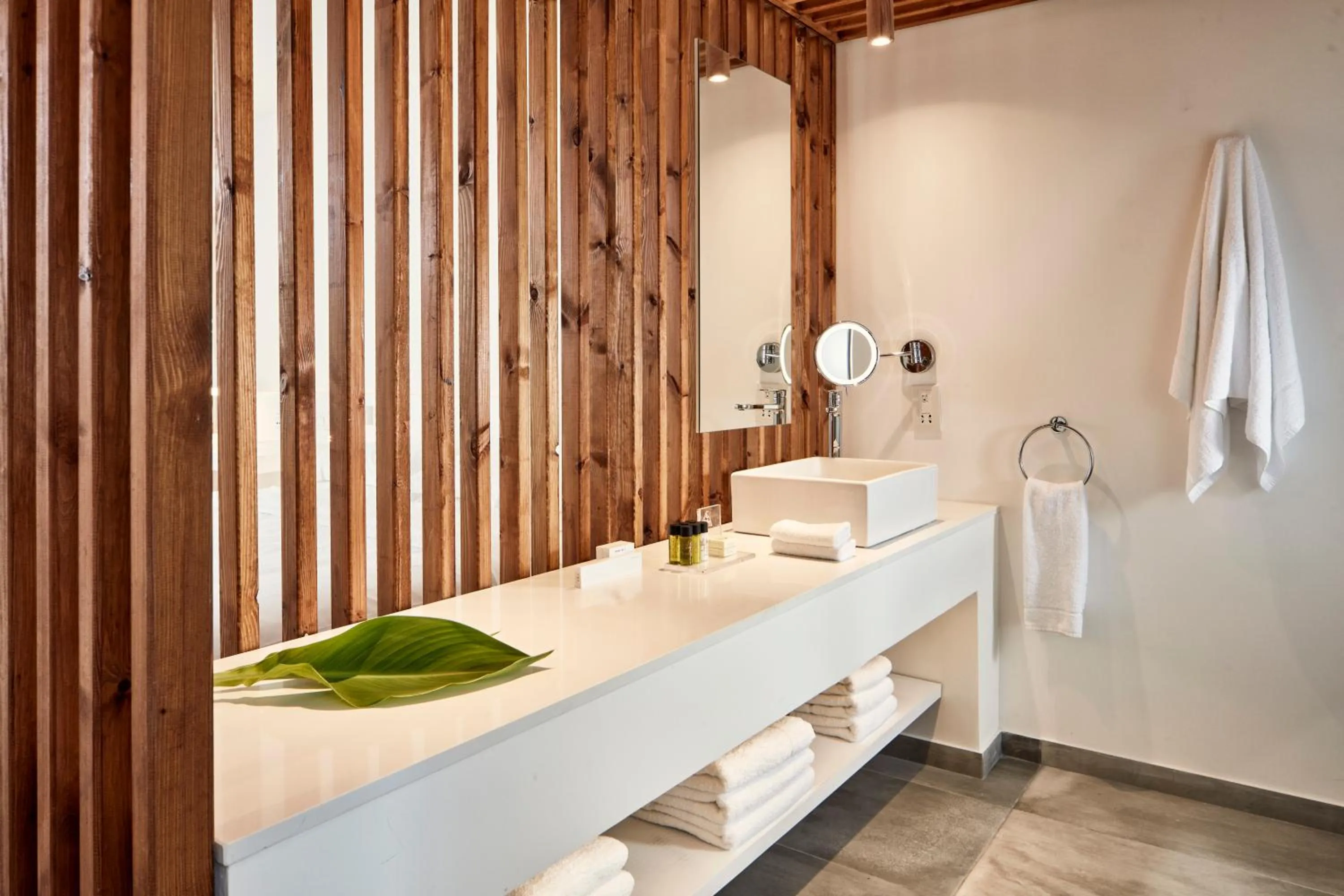 Bathroom in So Nice Beach Resort