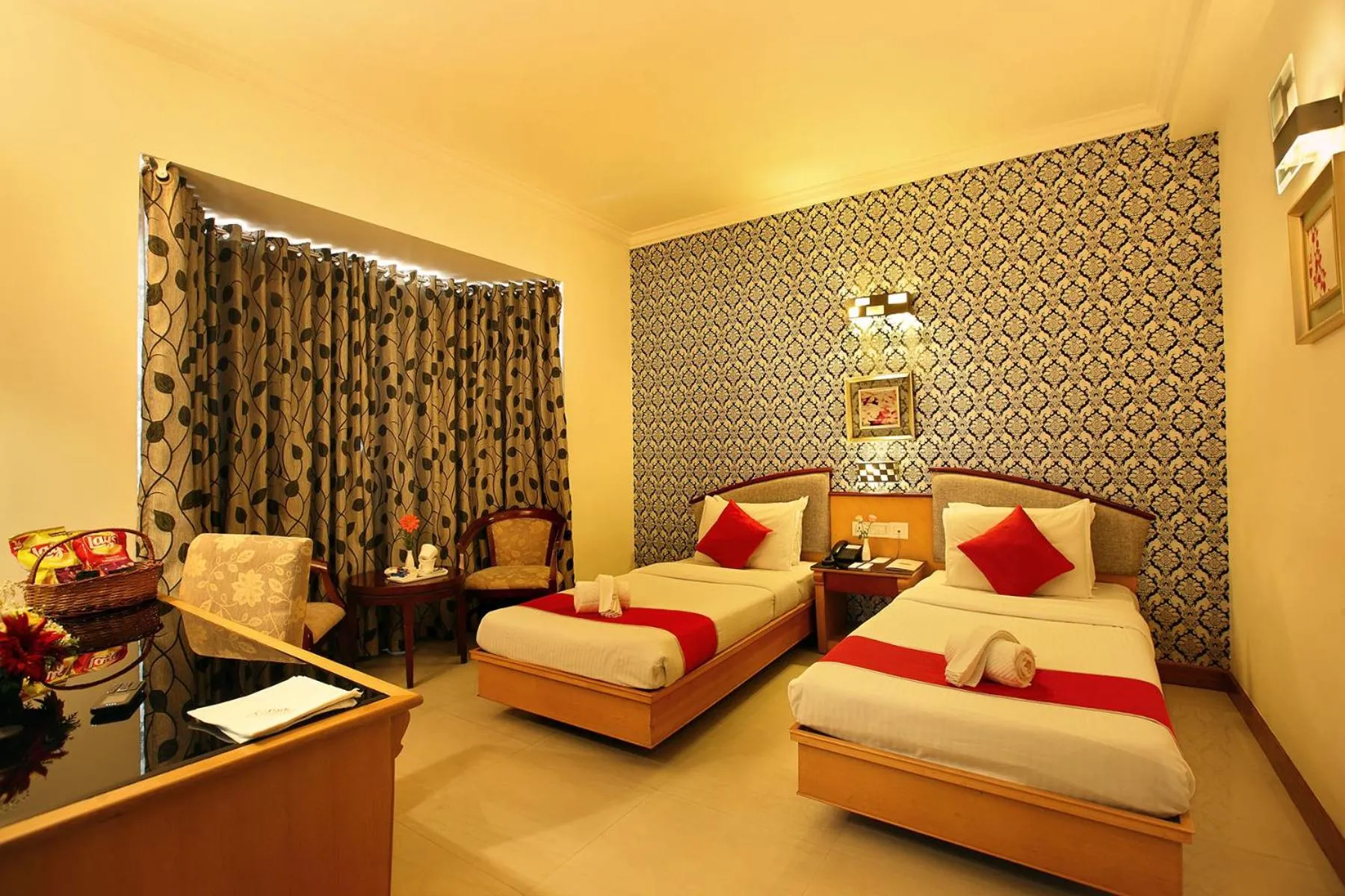 Bed in Hotel Park Residency, Kakkanad