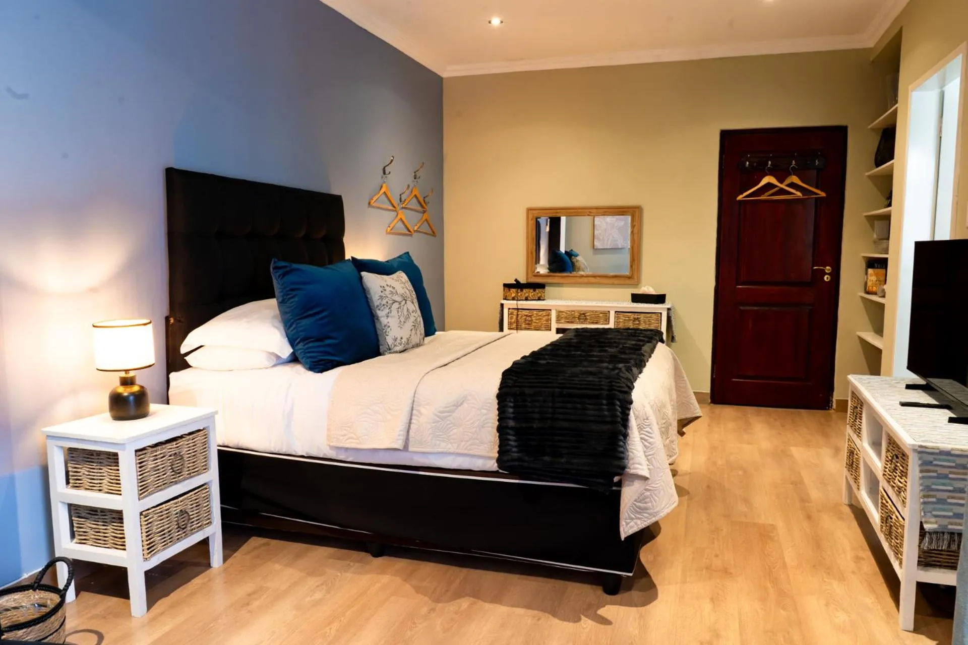 Studio with Terrace in Shepherd's Corner Guest House - Tranquil Boutique Stay in Bryanston