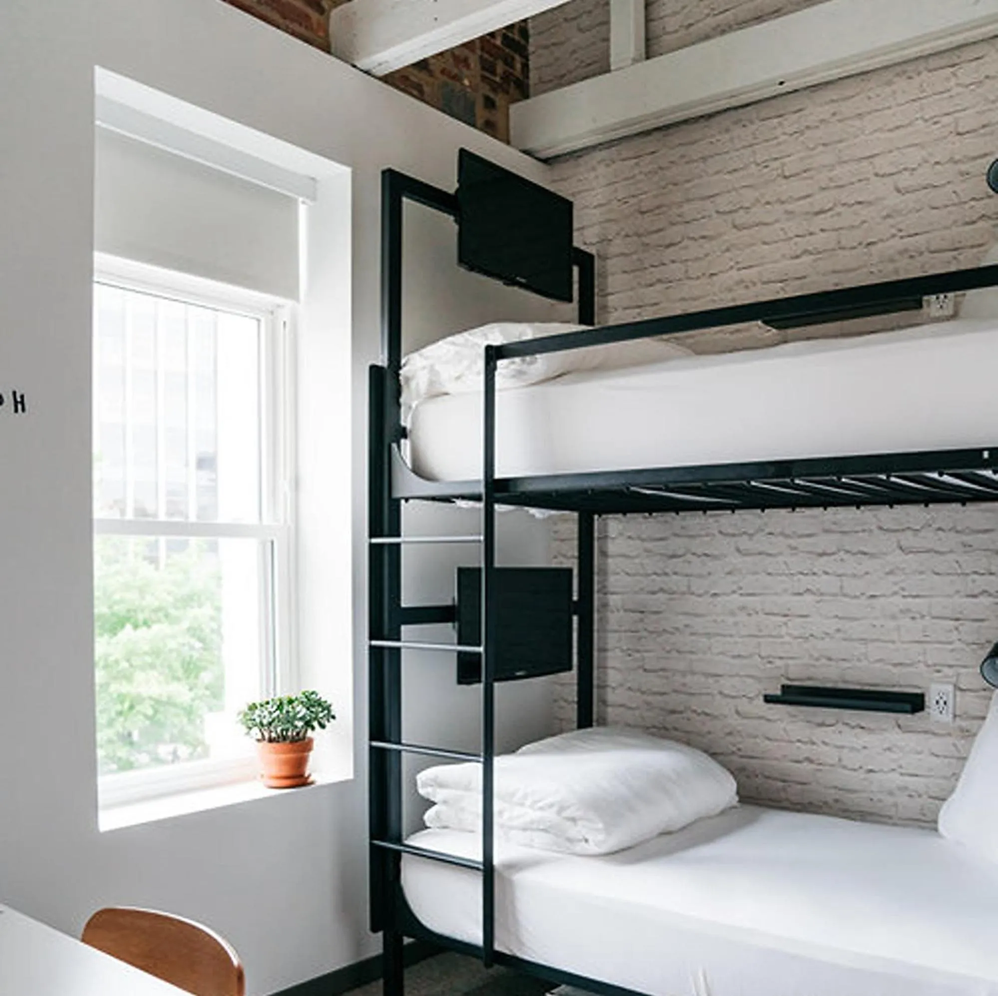 Bedroom, Bed in Hotel Hive