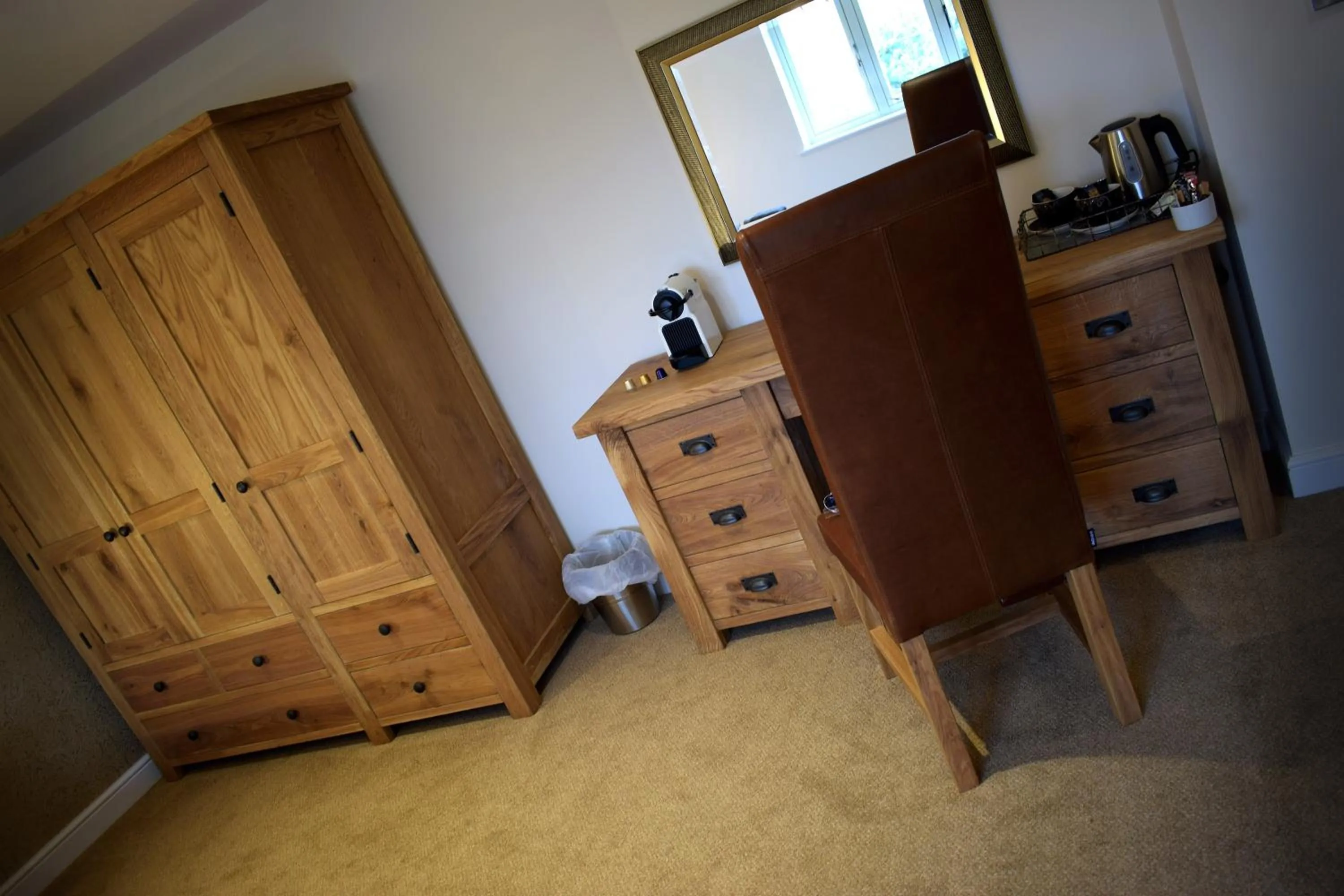 Bedroom in The Horse & Jockey