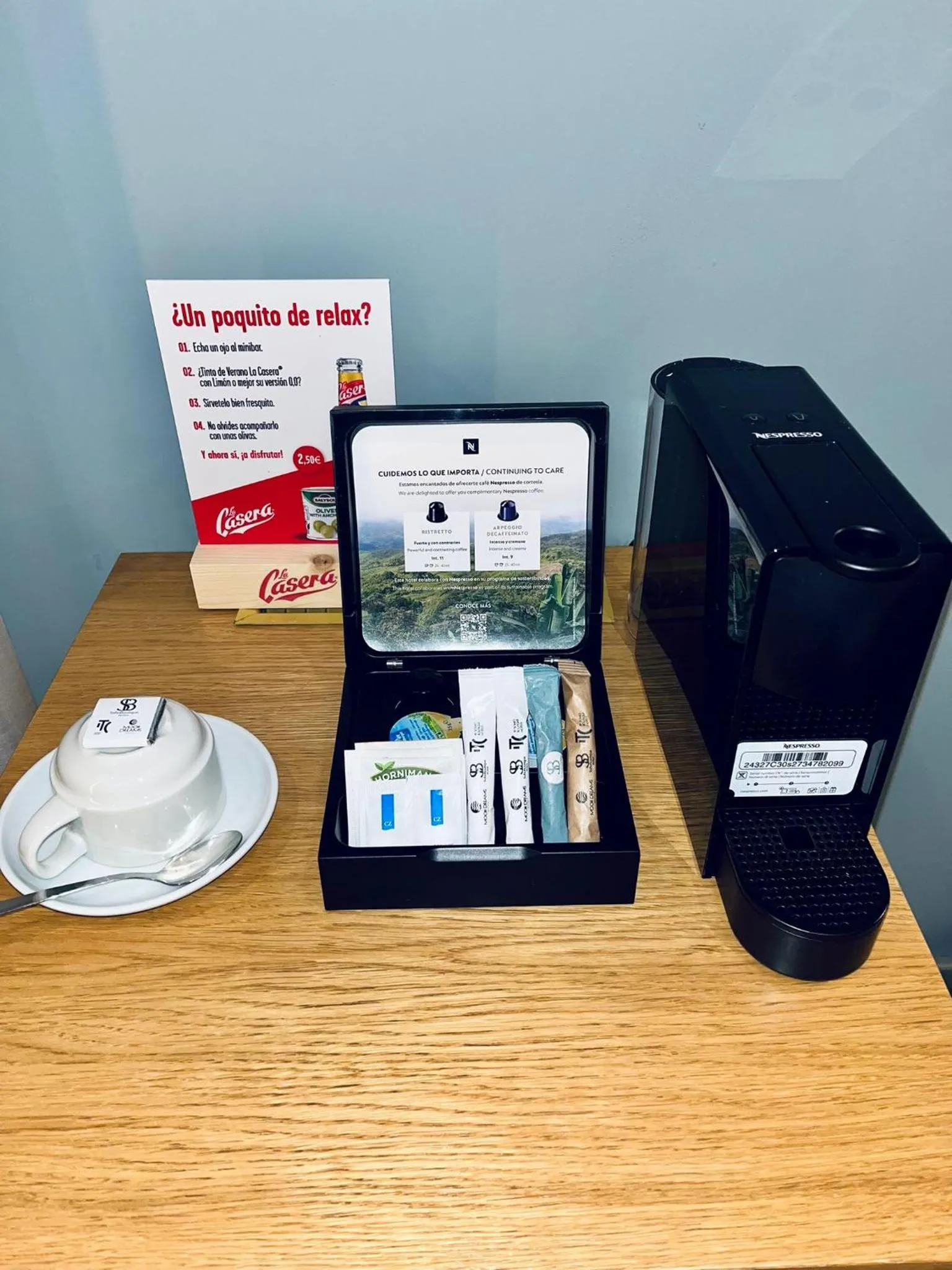 Coffee/tea facilities in Soho Boutique Capuchinos & Spa