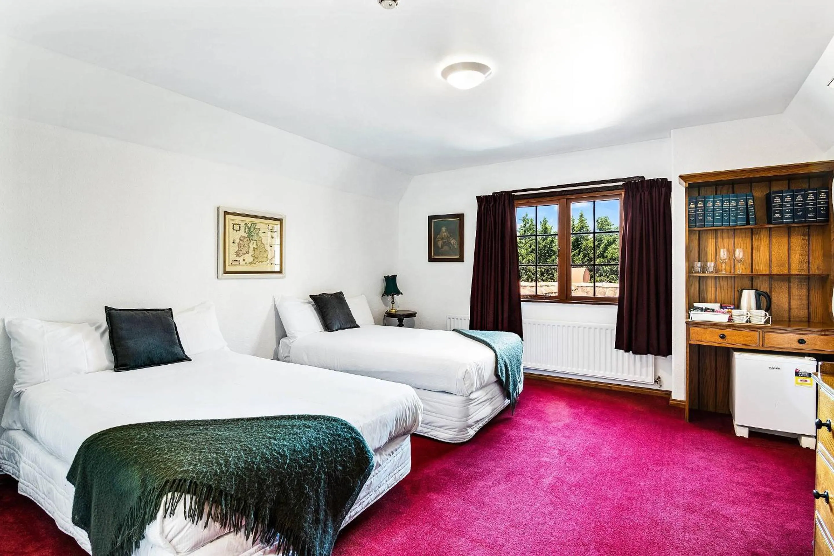 Bedroom, Bed in The Honest Lawyer, an Ascend Collection Hotel