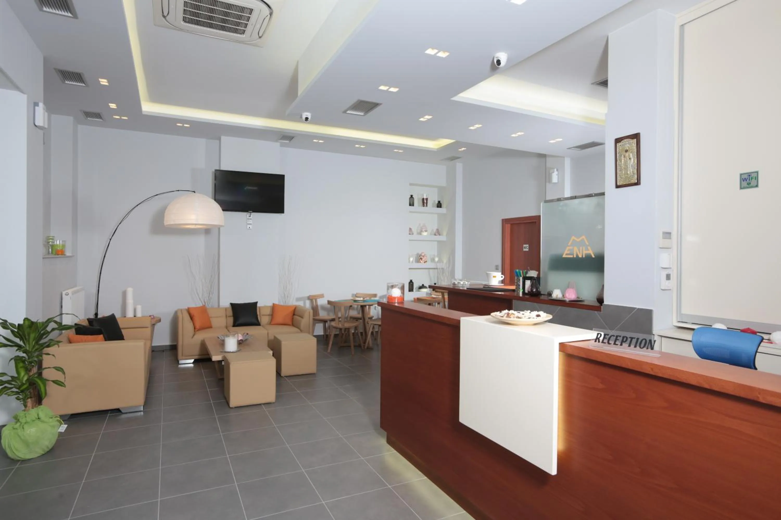 Communal lounge/ TV room in Meni Apartments