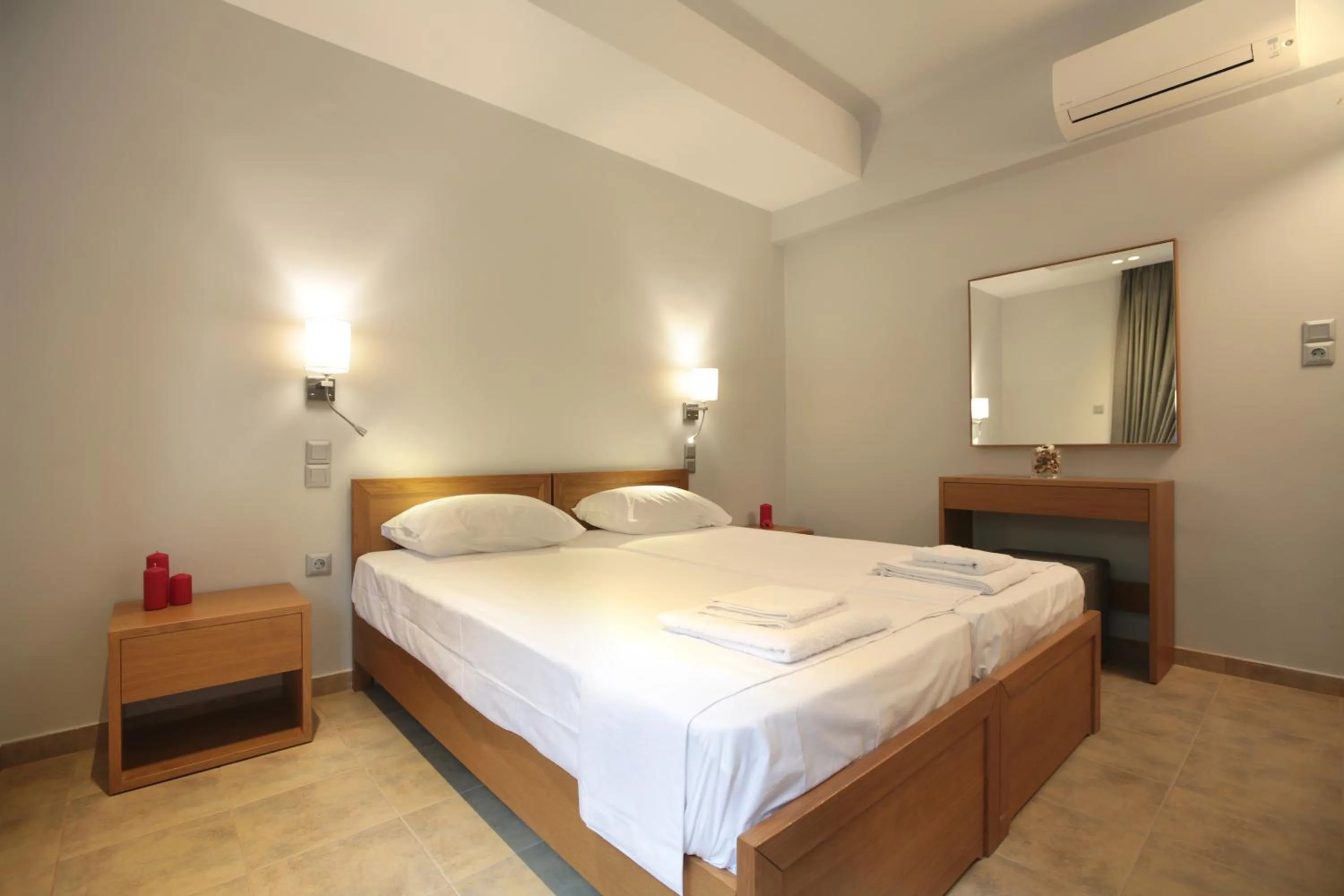 Bedroom, Bed in Meni Apartments